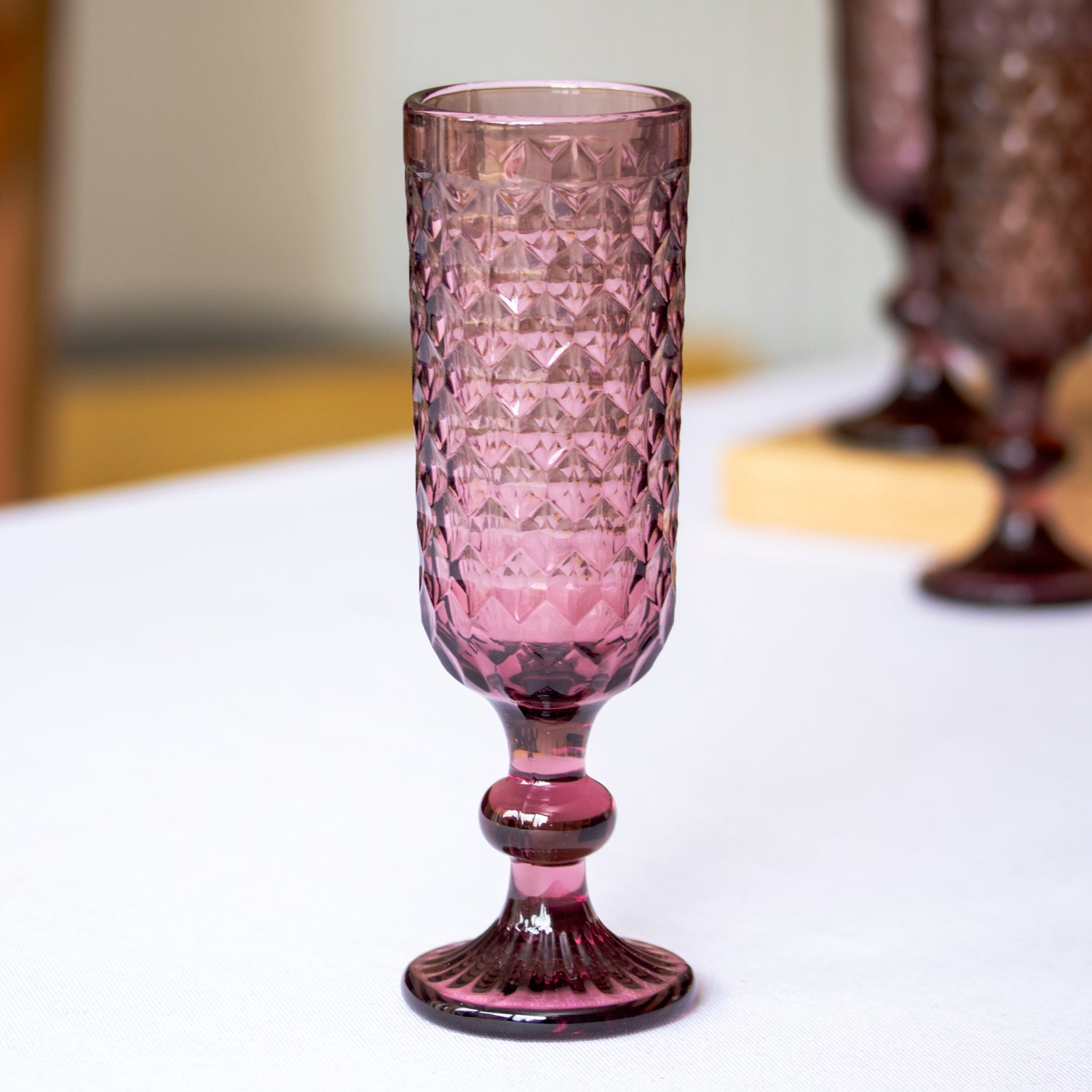 Set Of 4 Diamond Glass Champagne Flutes