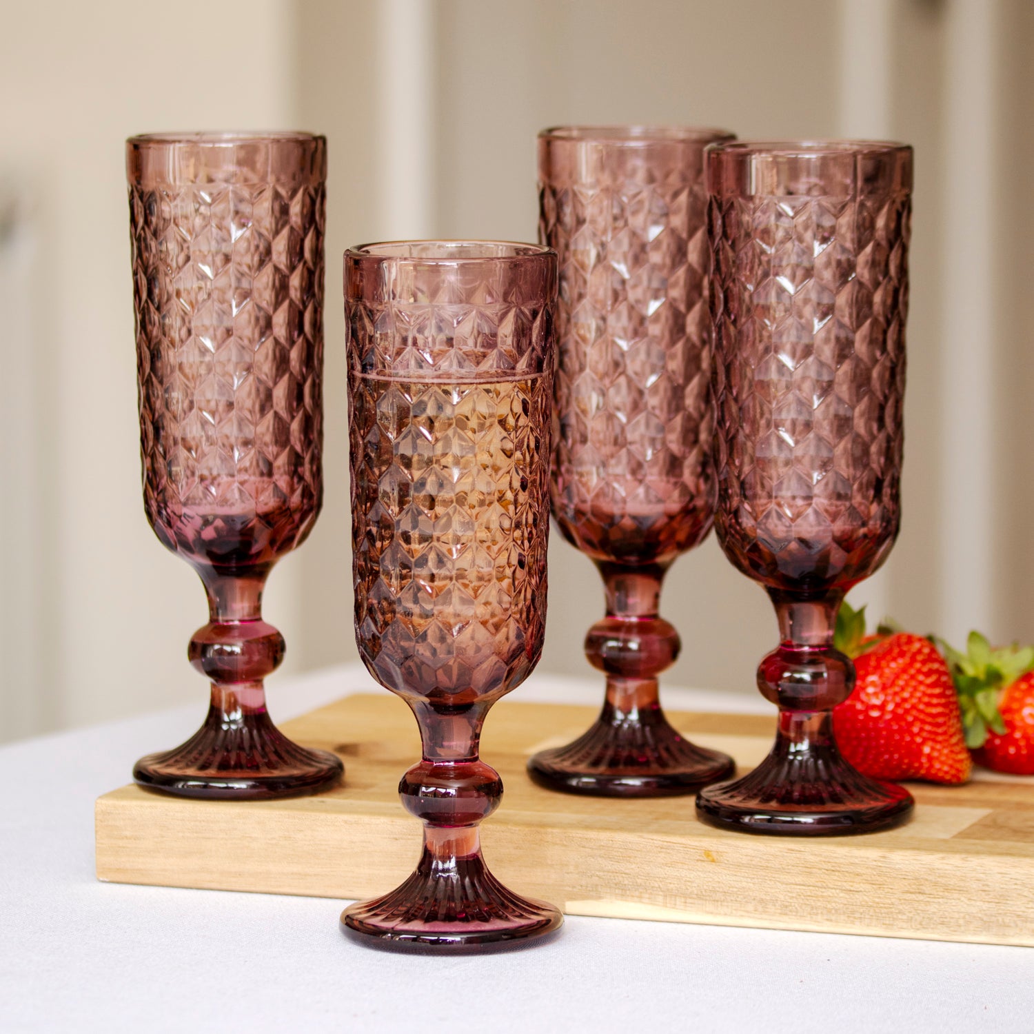 Set Of 4 Diamond Glass Champagne Flutes
