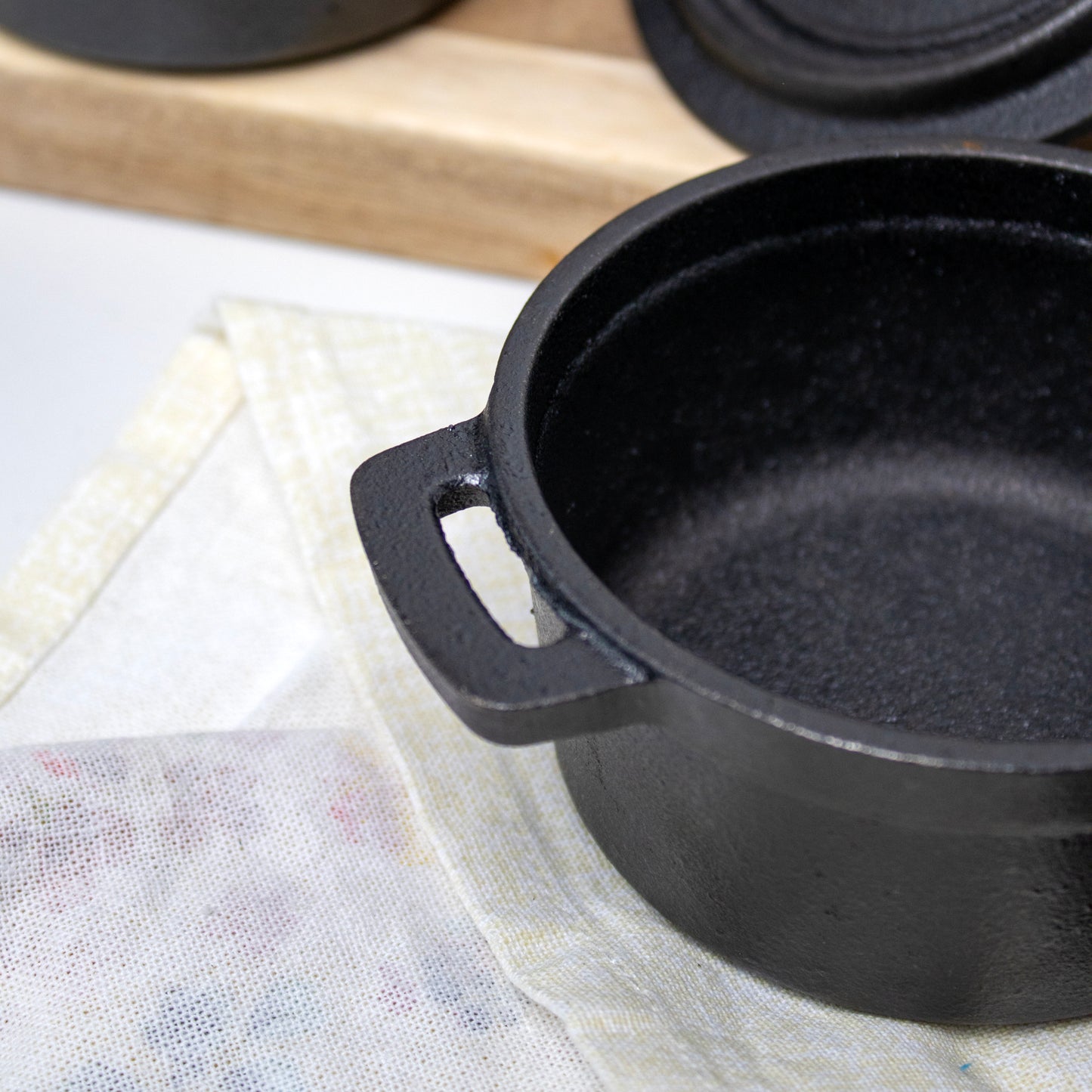 Set Of 4 Cast Iron Mini Casserole Dishes