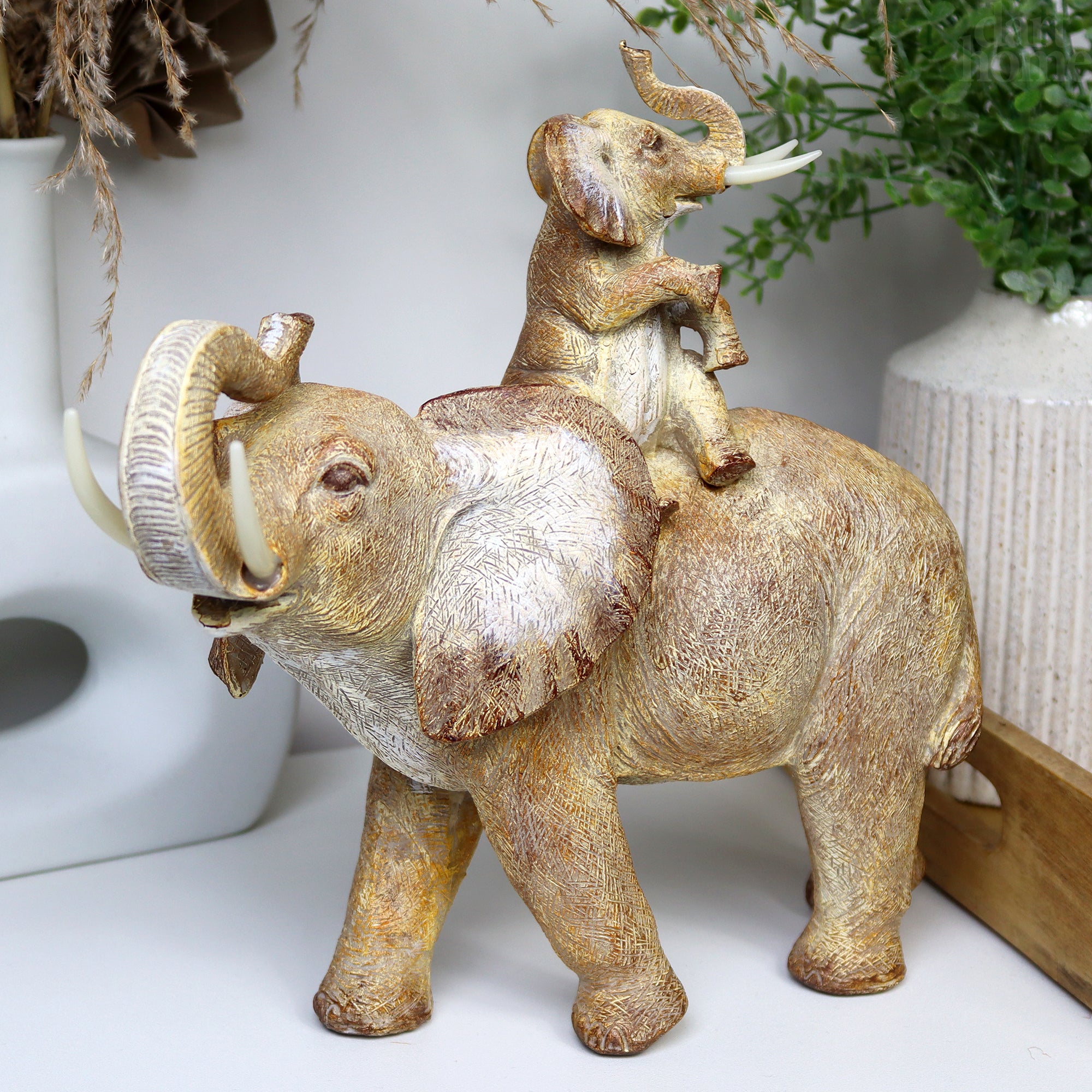 Afrikanischer Elefant mit Kalb-Ornament