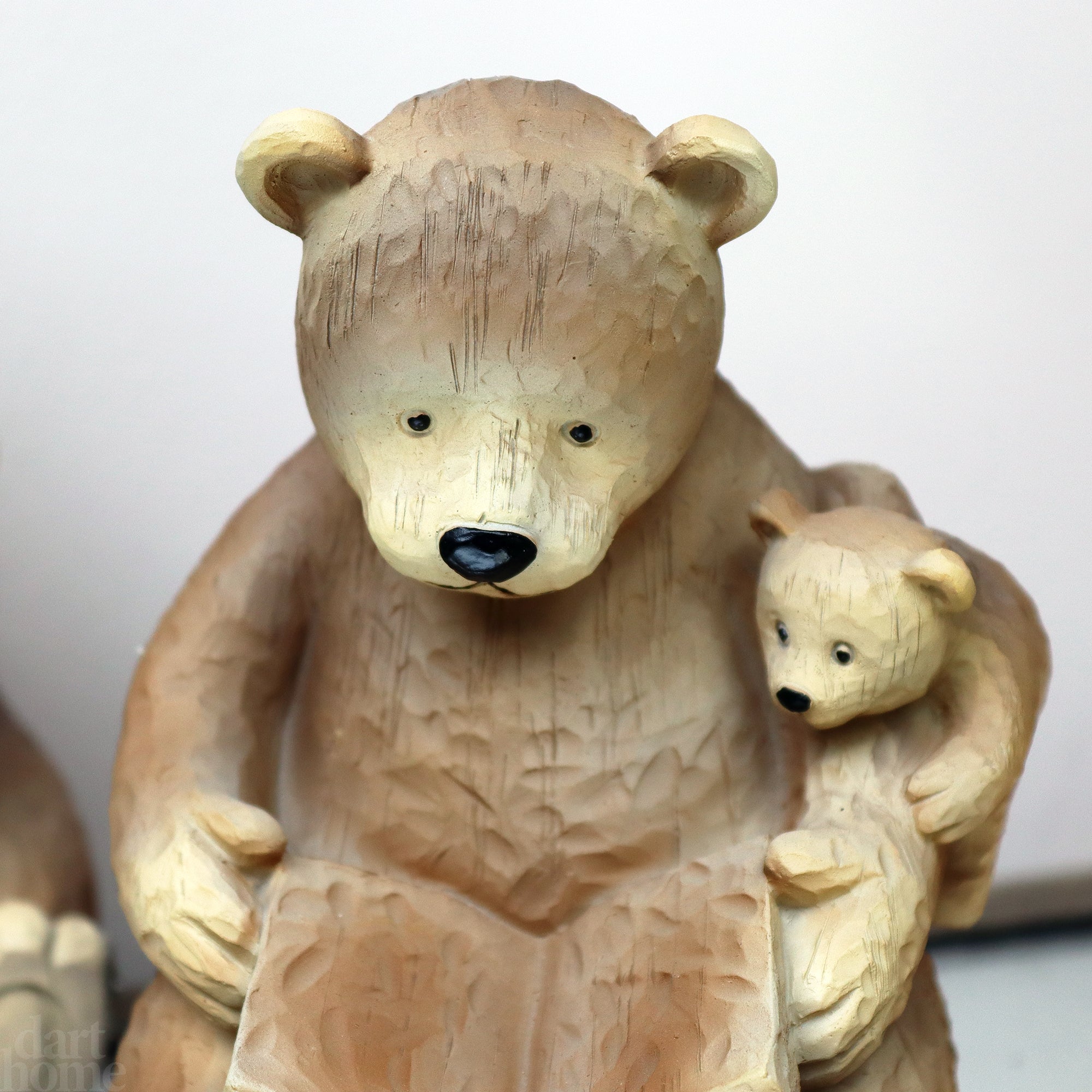 Lesende Bärenfigur von Bruno und Beau