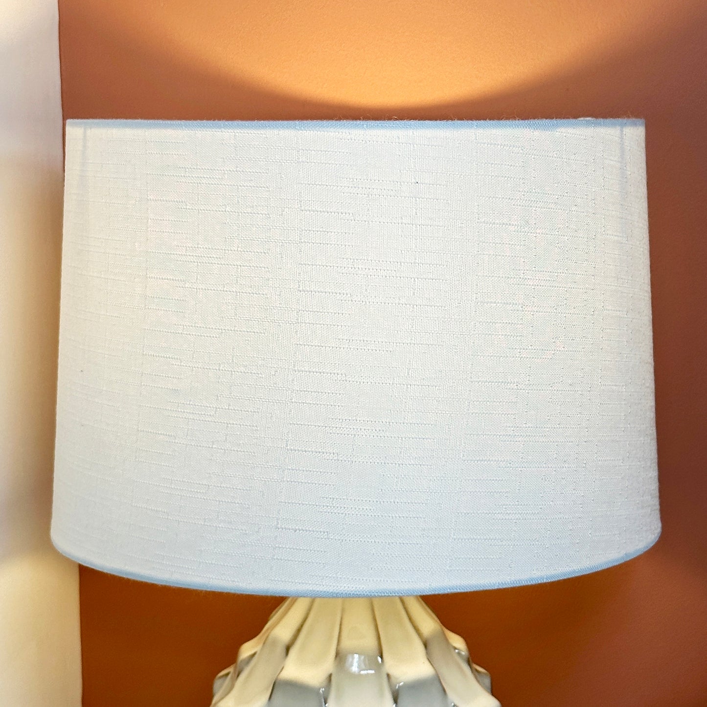 Oyster Indented Table Lamp