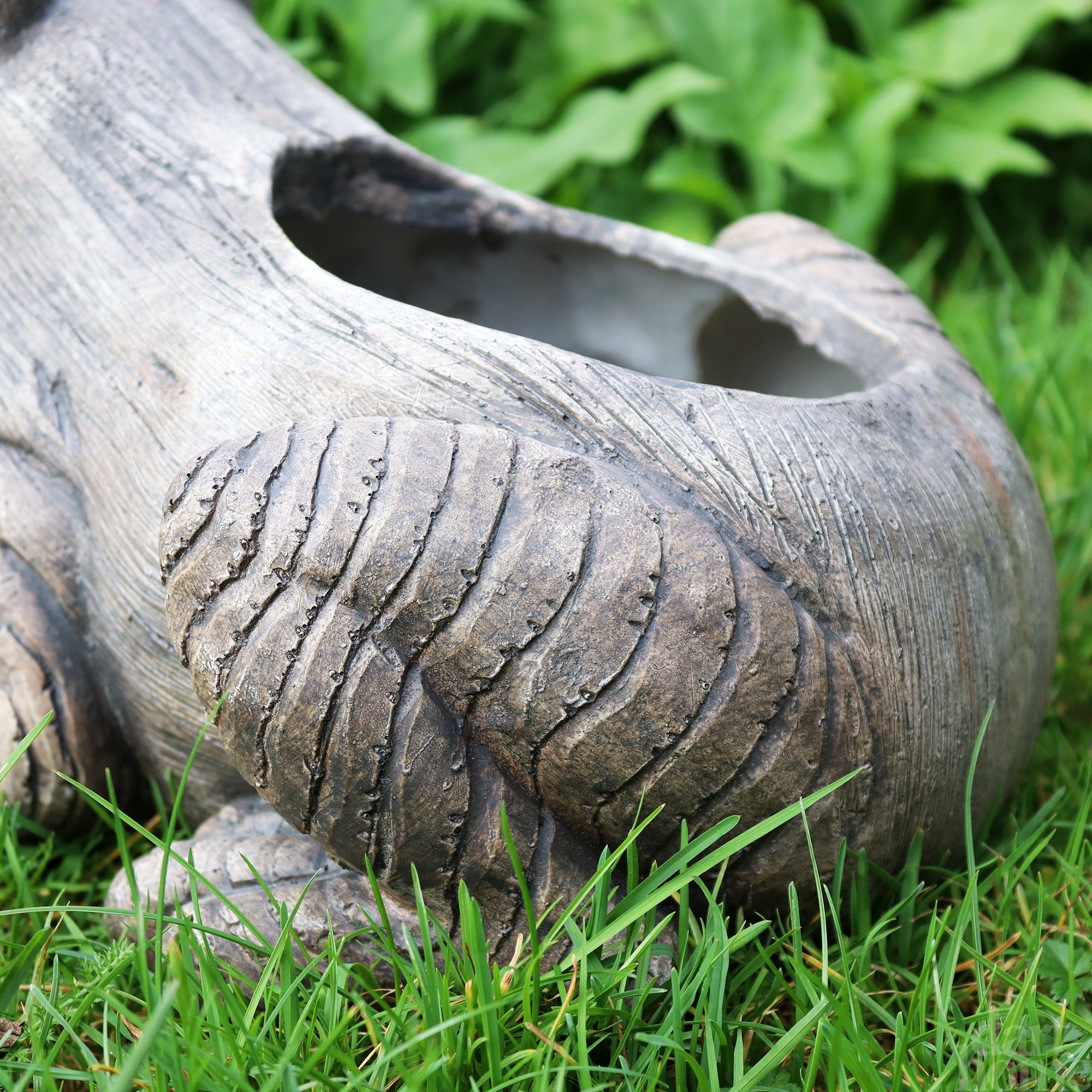 Stone Effect Frog Planter