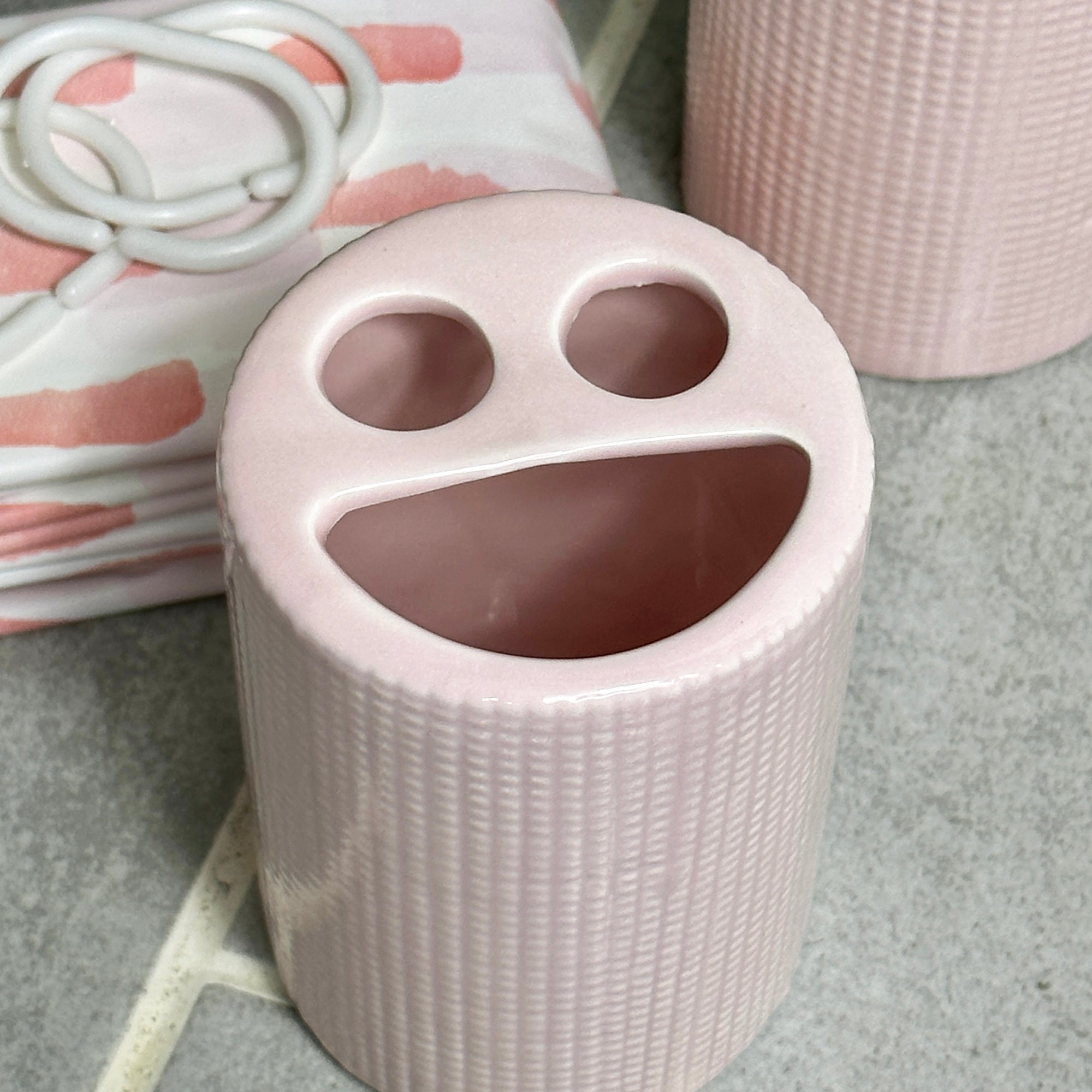 Pink Dimple Bathroom Set With Shower Curtain