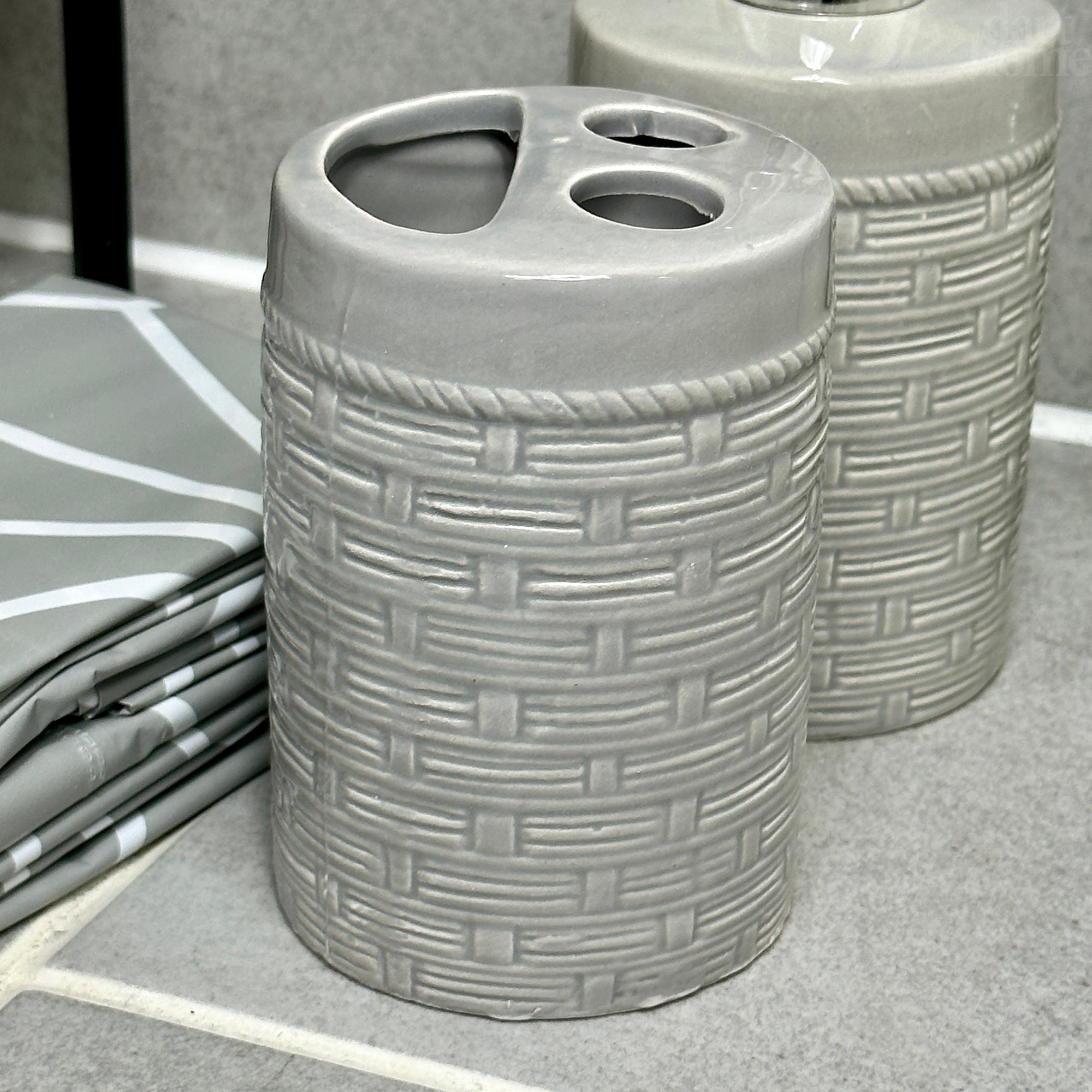 Grey Geometric Bathroom Set With Shower Curtain