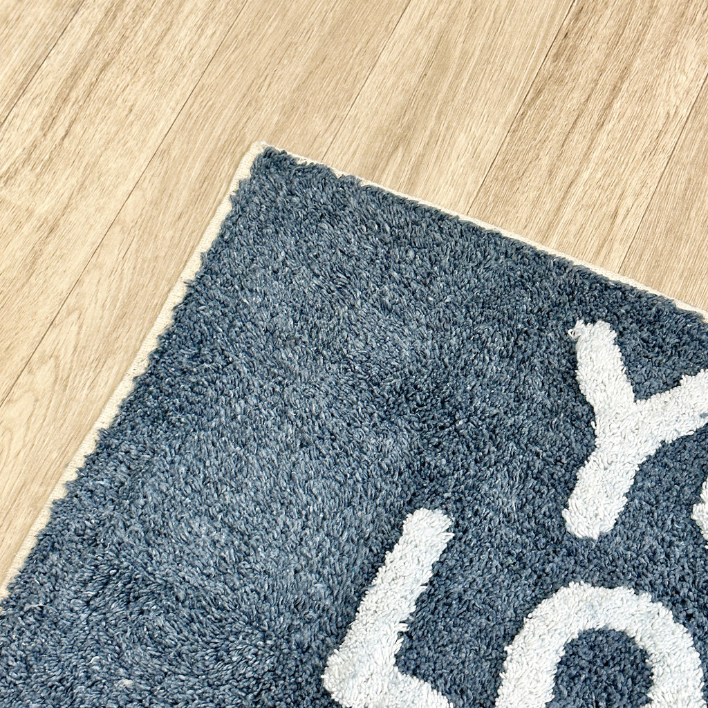 Blue You Look Good Bath Mat