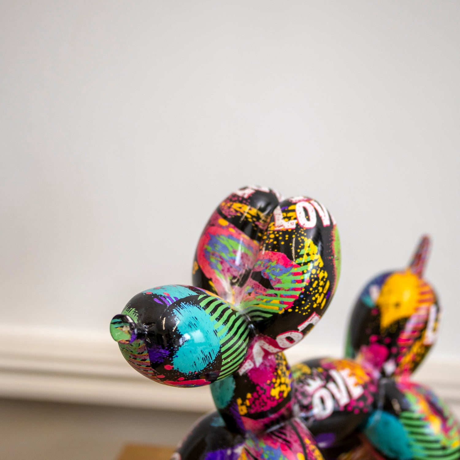 Grafitti Balloon Dog Ornament
