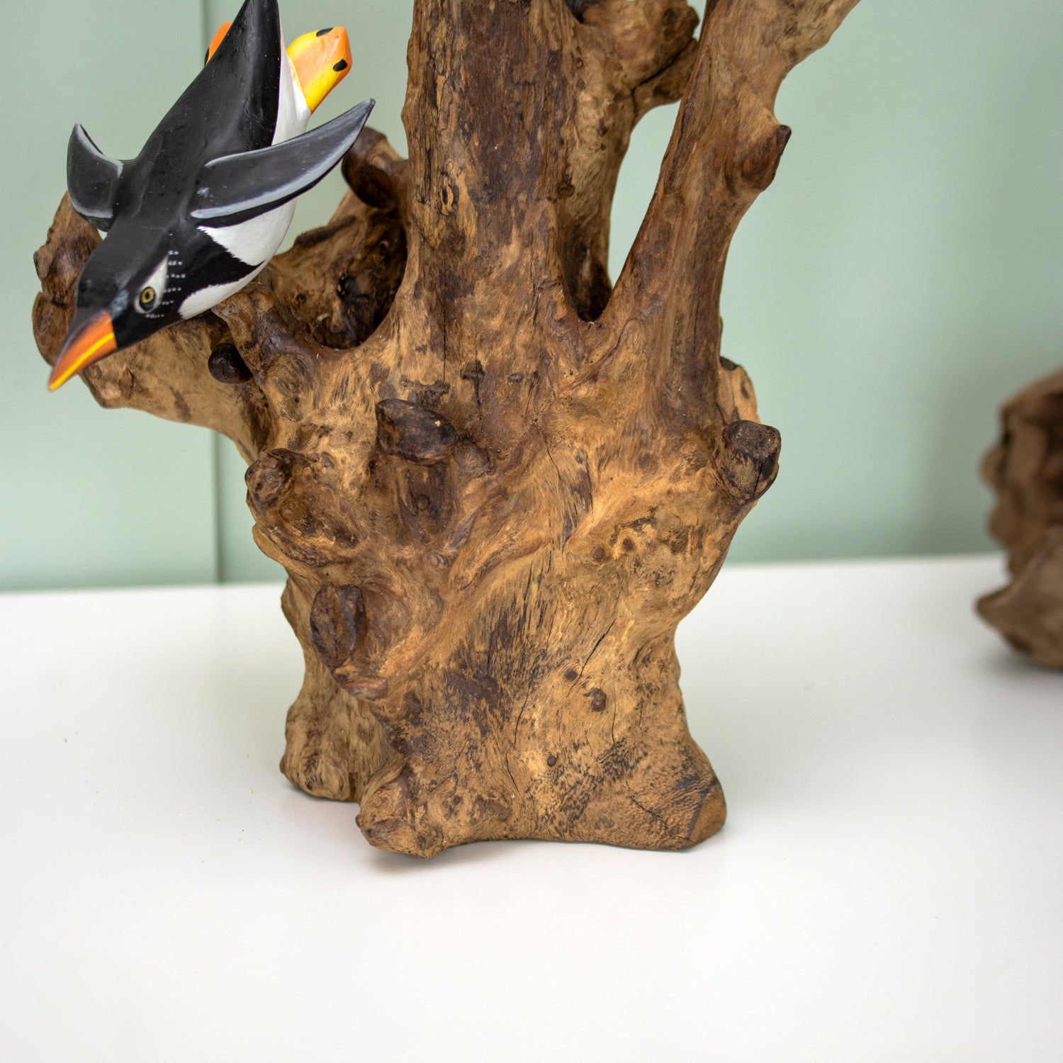 Bienenstock-Skulptur aus Teakholzwurzeln
