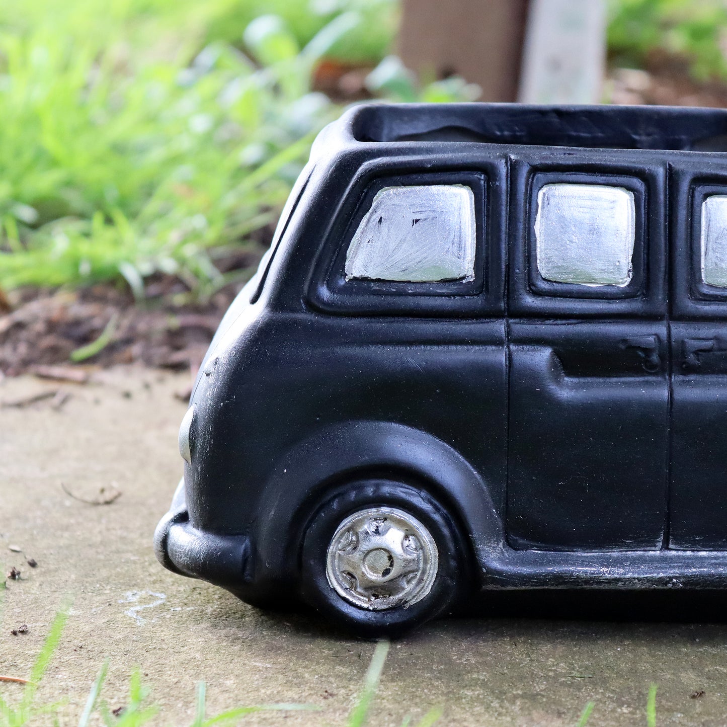 Black Resin London Cab Planter