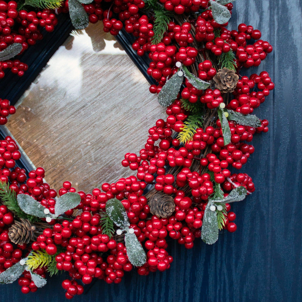 Red Berry And Leaf Christmas Wreath