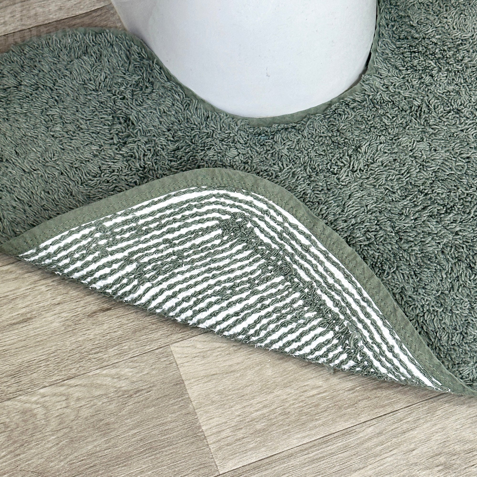 Evergreen Bath And Pedestal Mat Set