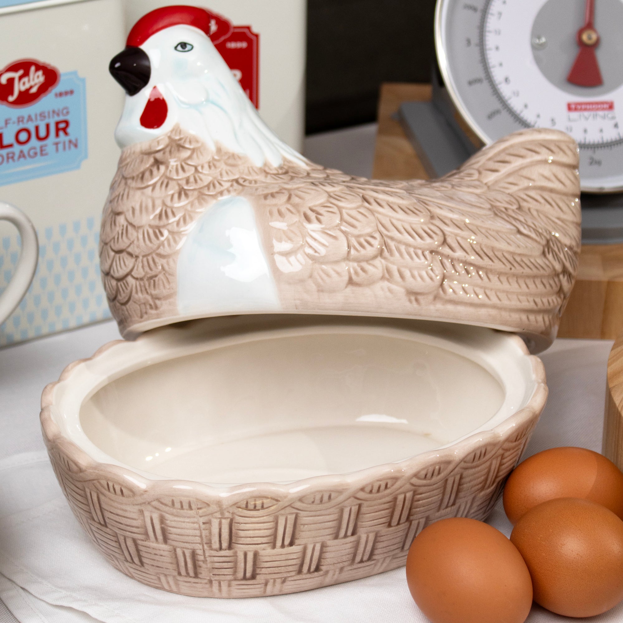 Mason Cash Chicken Nest Egg Holder