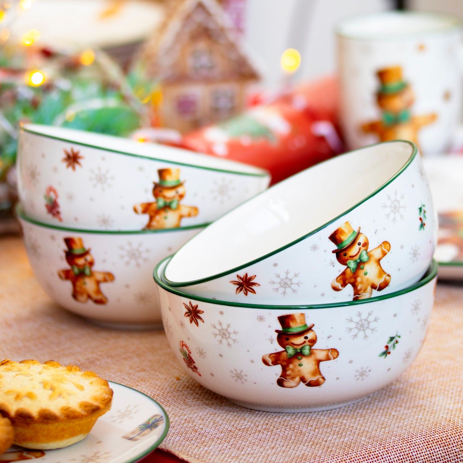 Set Of 4 Gingerbread Man Cereal Bowls