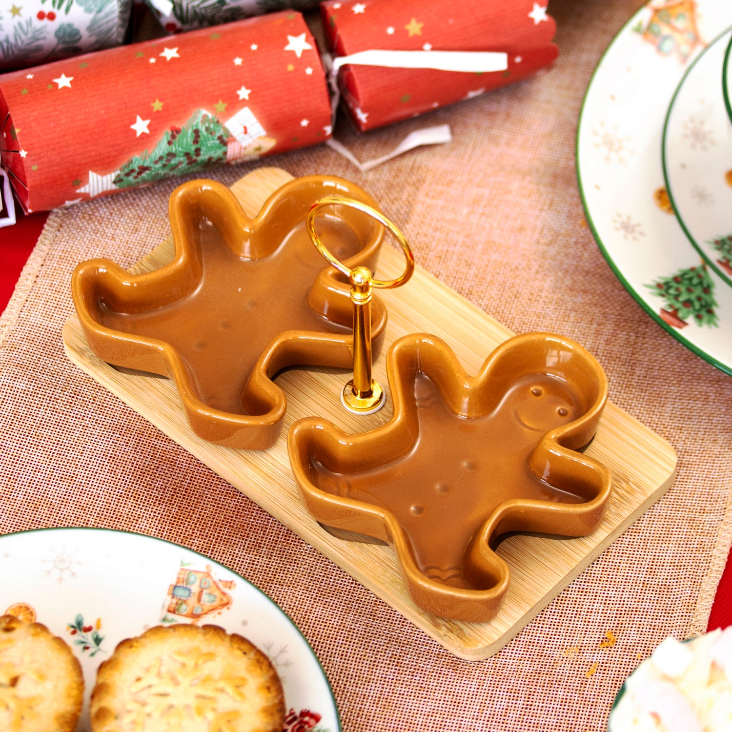 Gingerbread Man 2 Bowl & Tray Set