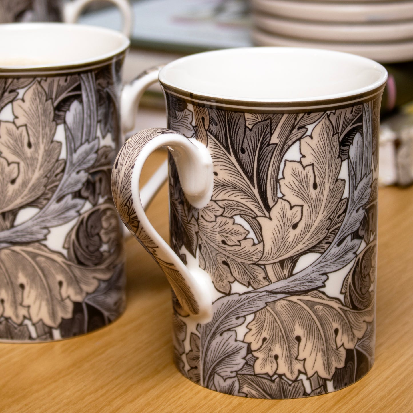 Set Of 4 William Morris Acanthus Mugs