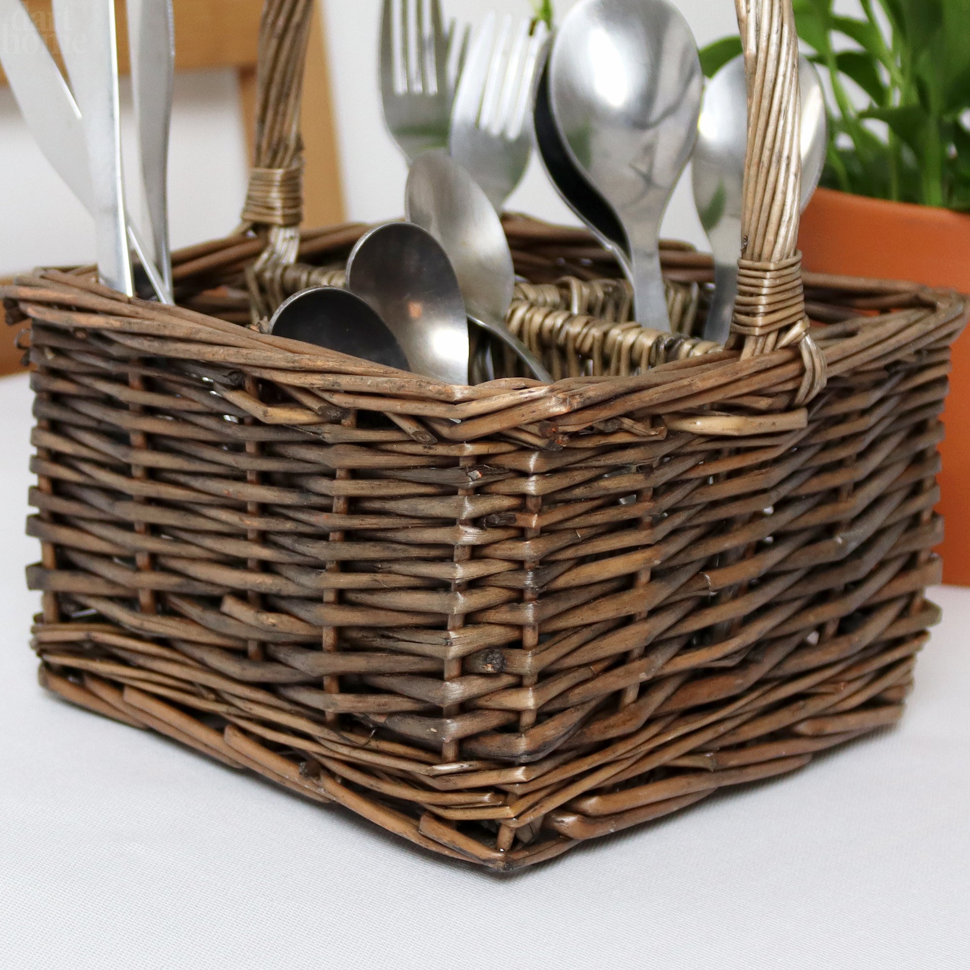 Antique Wash Willow 4 Section Cutlery Basket