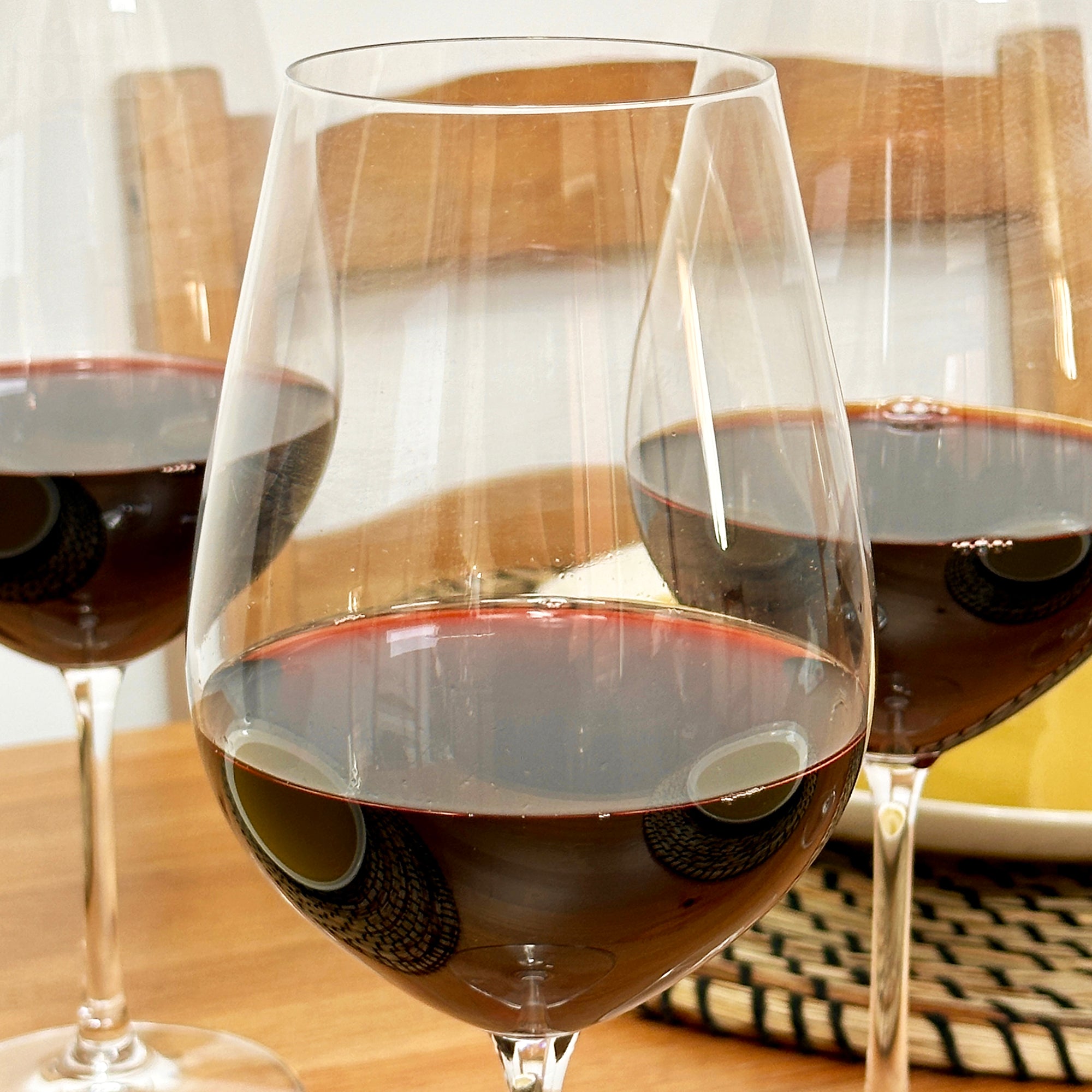 Set Of 4 Crystalline Wine Glasses 690ml