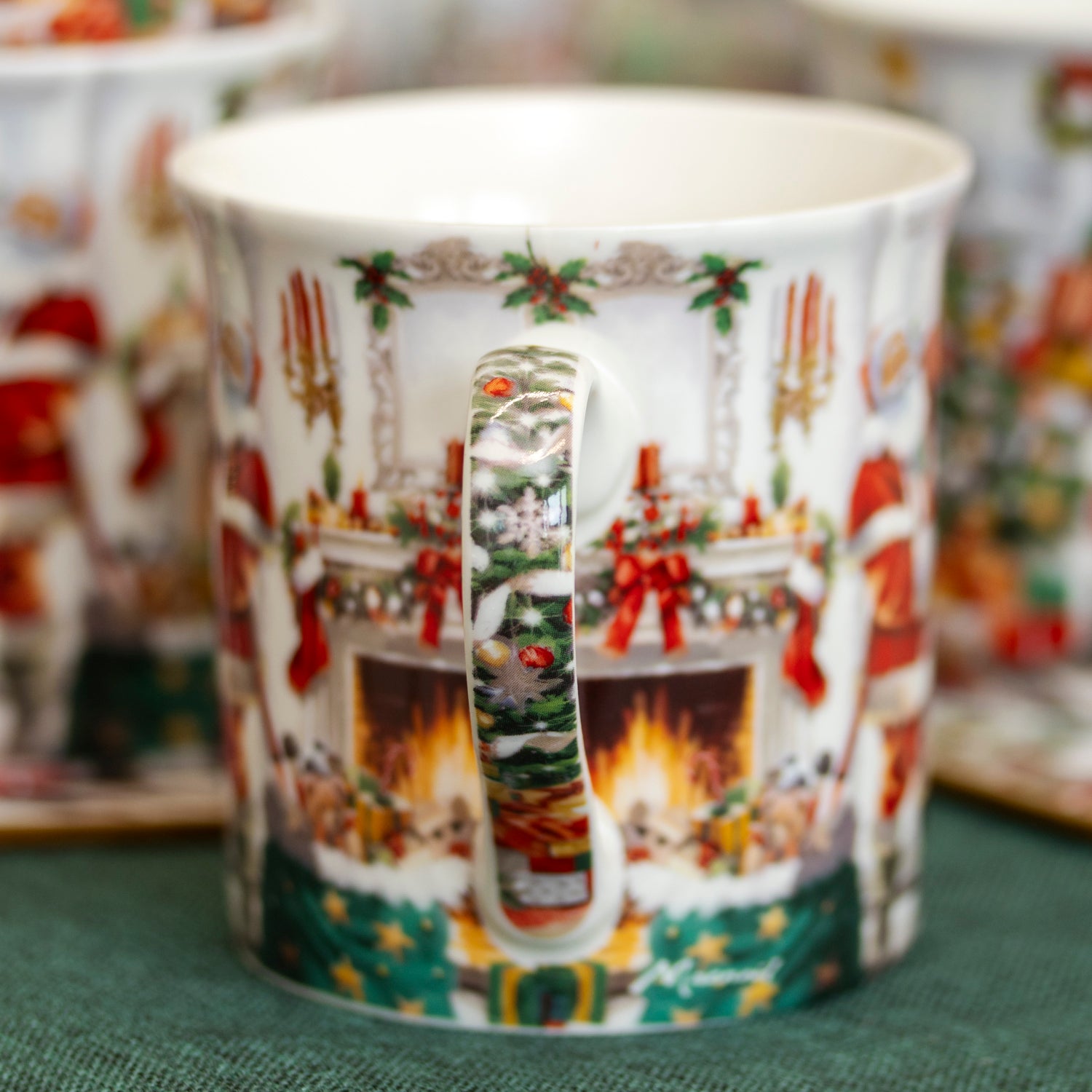 Set Of 4 Santa Claus Mugs