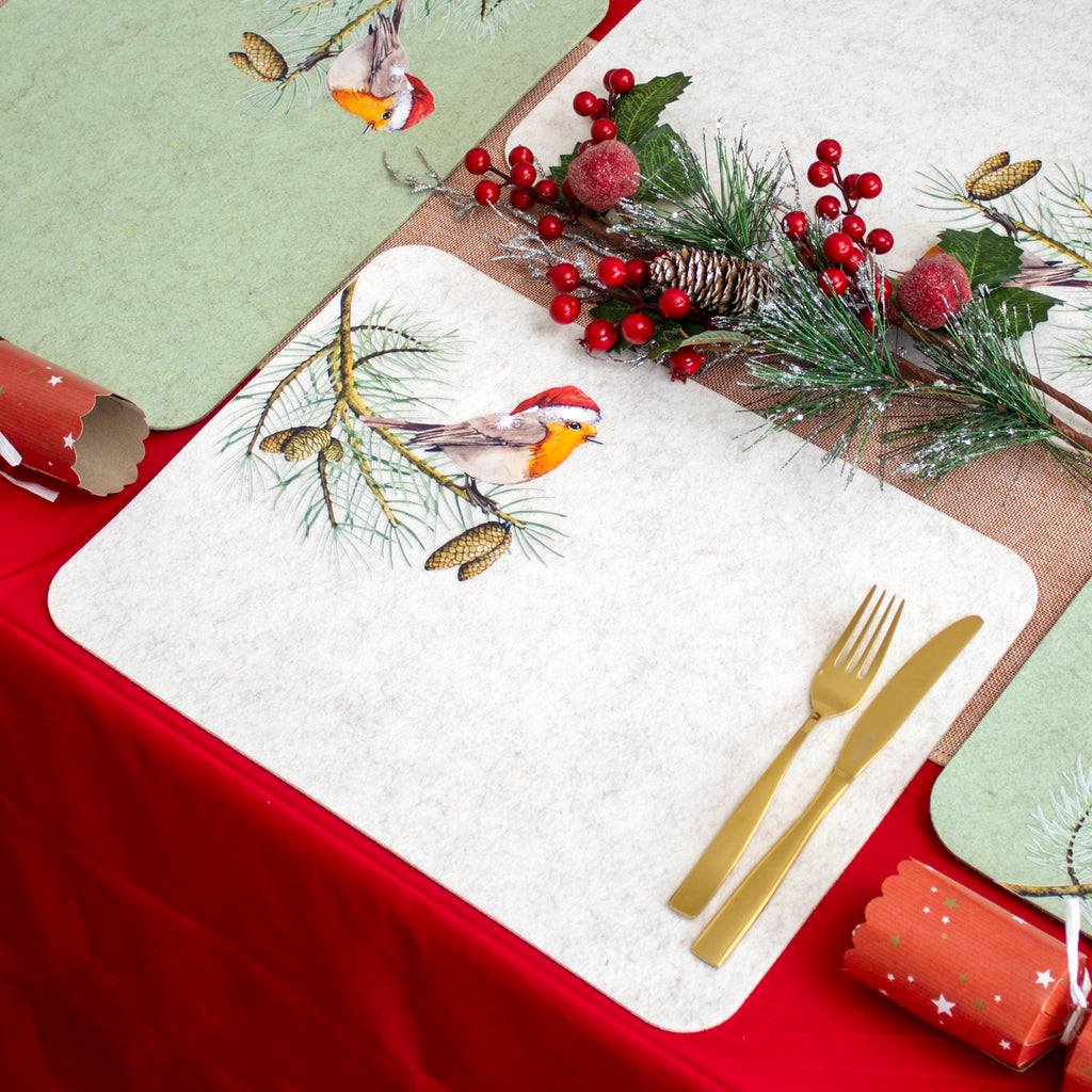 Set Of 4 Green & Cream Christmas Robin Felt Placemats
