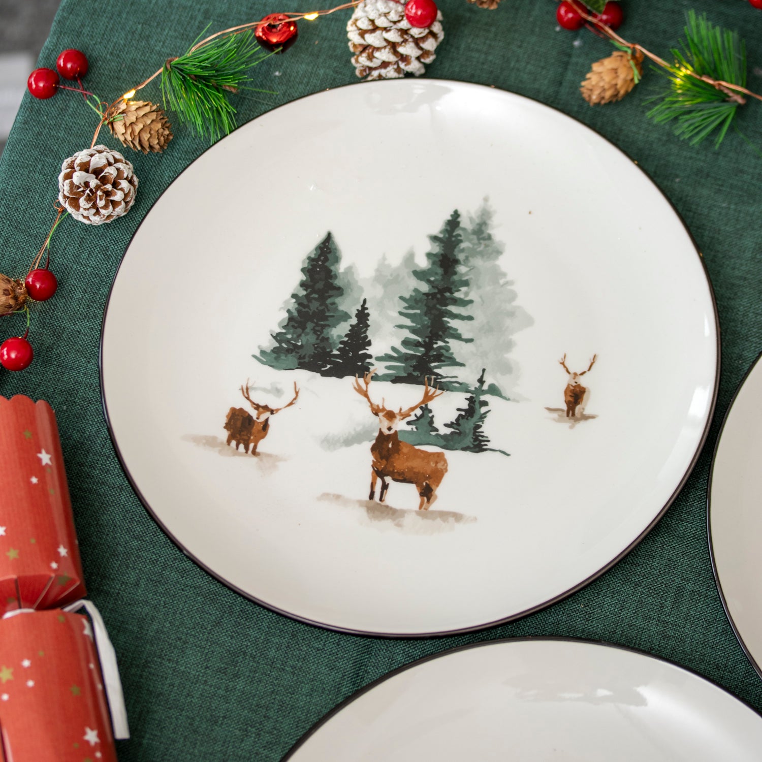 Set Of 6 Winter Wildlife Dinner Plates