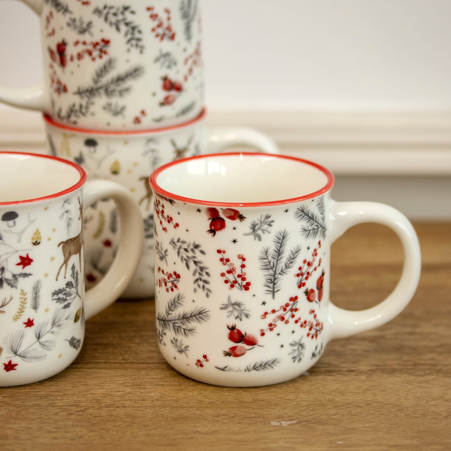 Set Of 4 Woodland Christmas Mugs