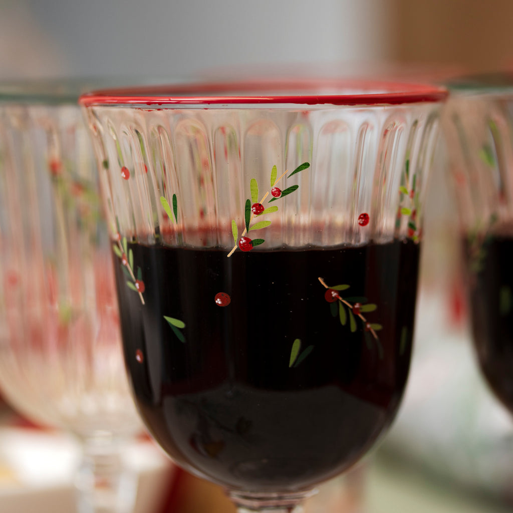 Set Of 6 Christmas Hollyberry Wine Glasses