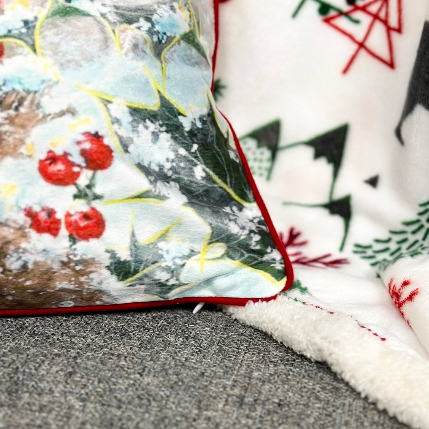 Light Up Christmas Robin Cushion