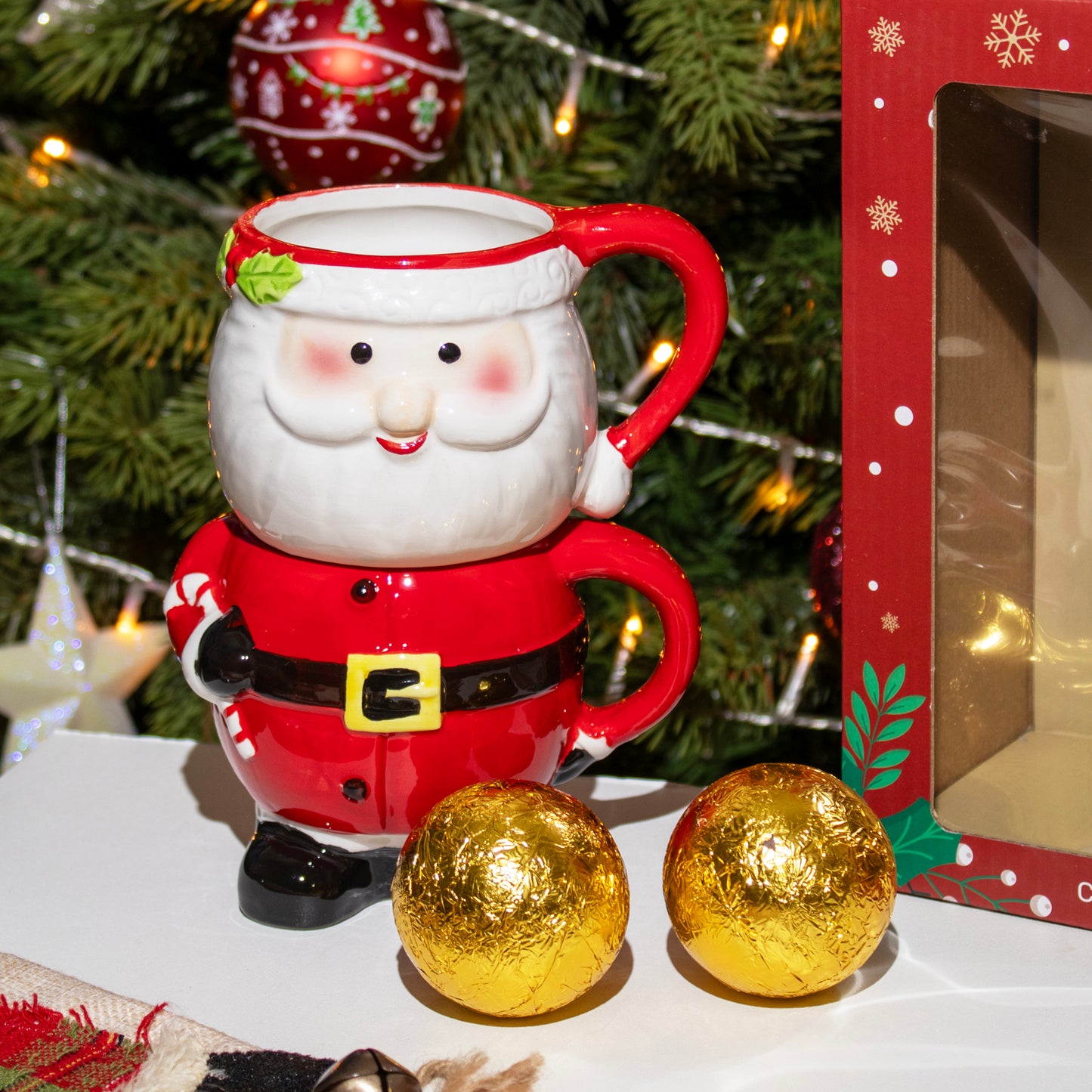 Santa Stacking Mugs & Hot Chocolate Bomb Set