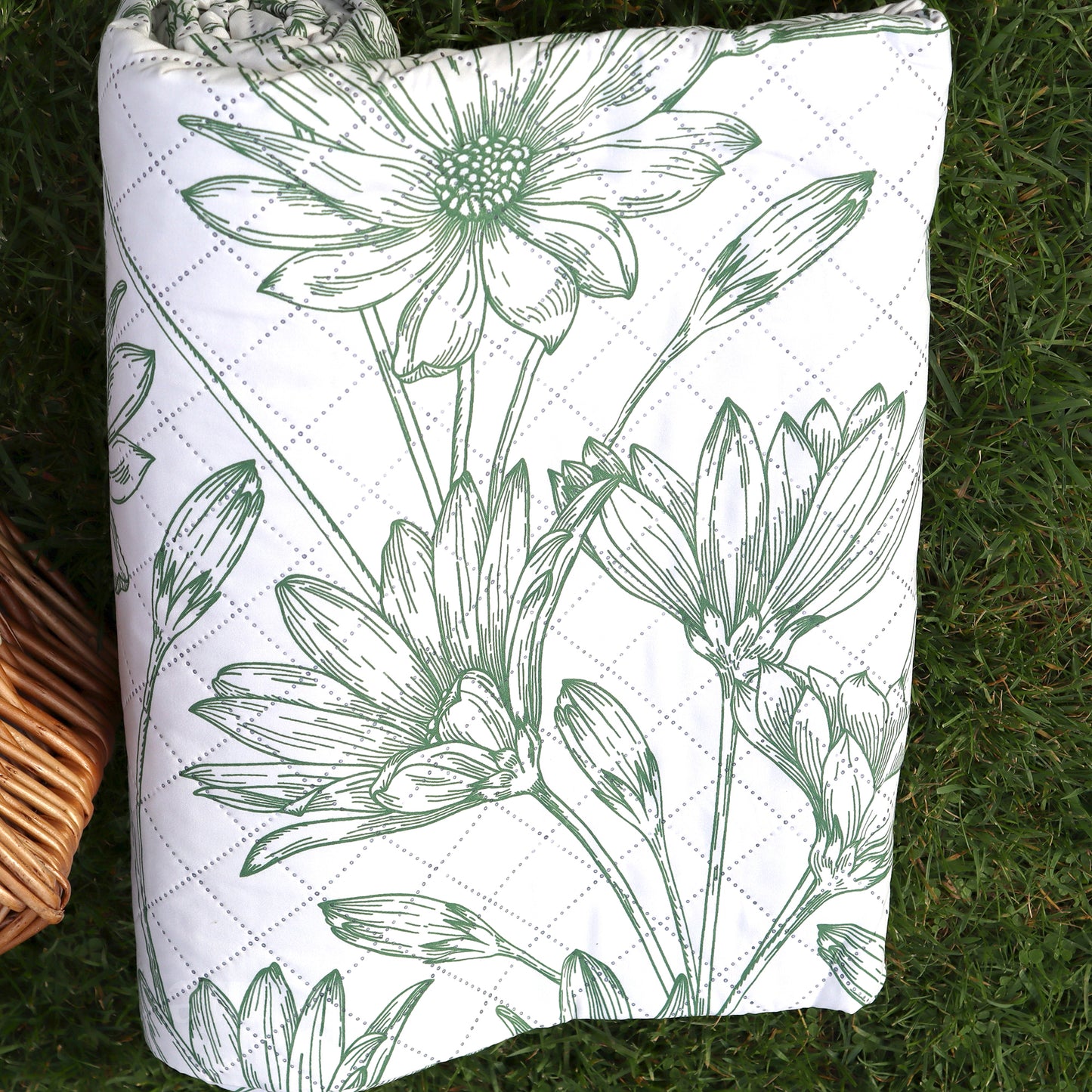 Green Flower Sketch Quilted Picnic Blanket