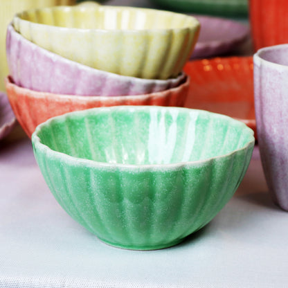 Set Of 4 Pastel Scalloped Cereal Bowls