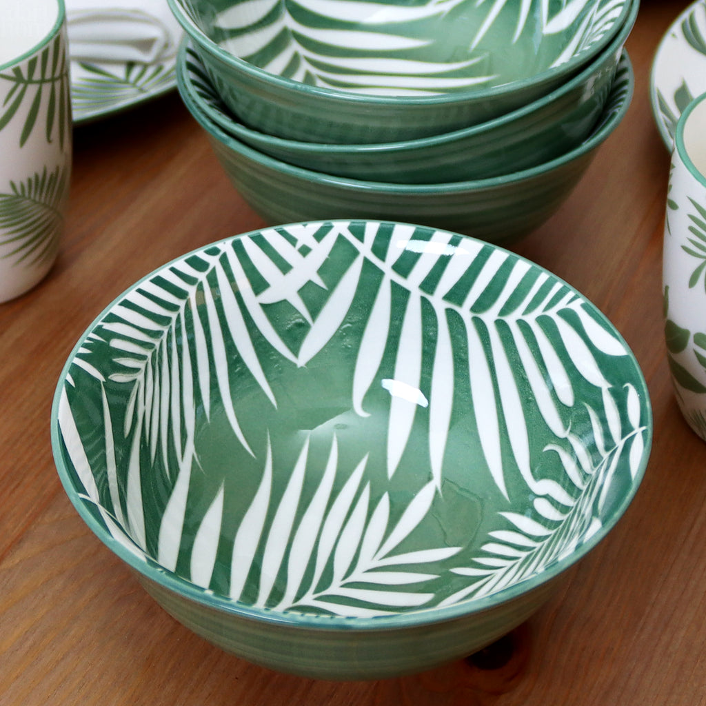 Set Of 4 Large Tropical Leaf Bowls