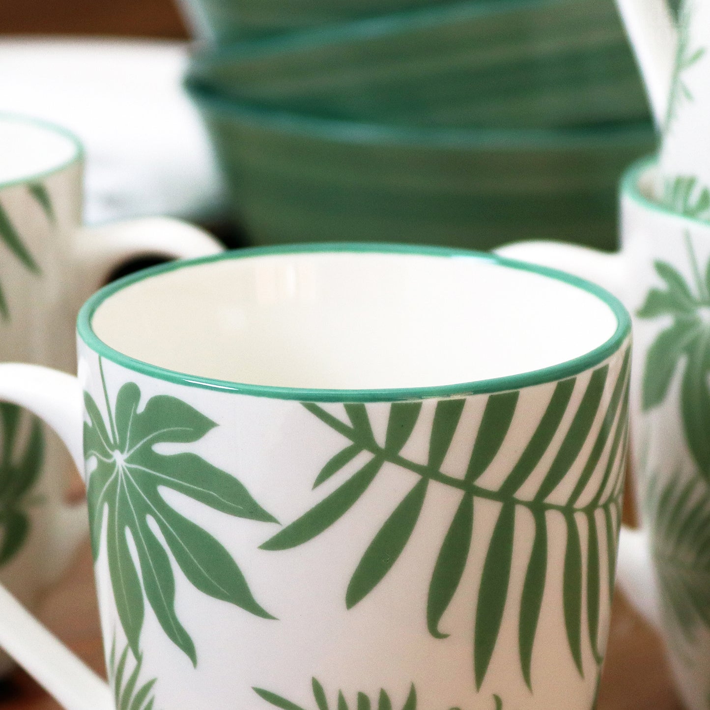 Set Of 4 Tropical Leaf Mugs 300ml