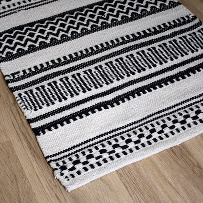 Monochrome Aztec Cotton Rug 60x90cm