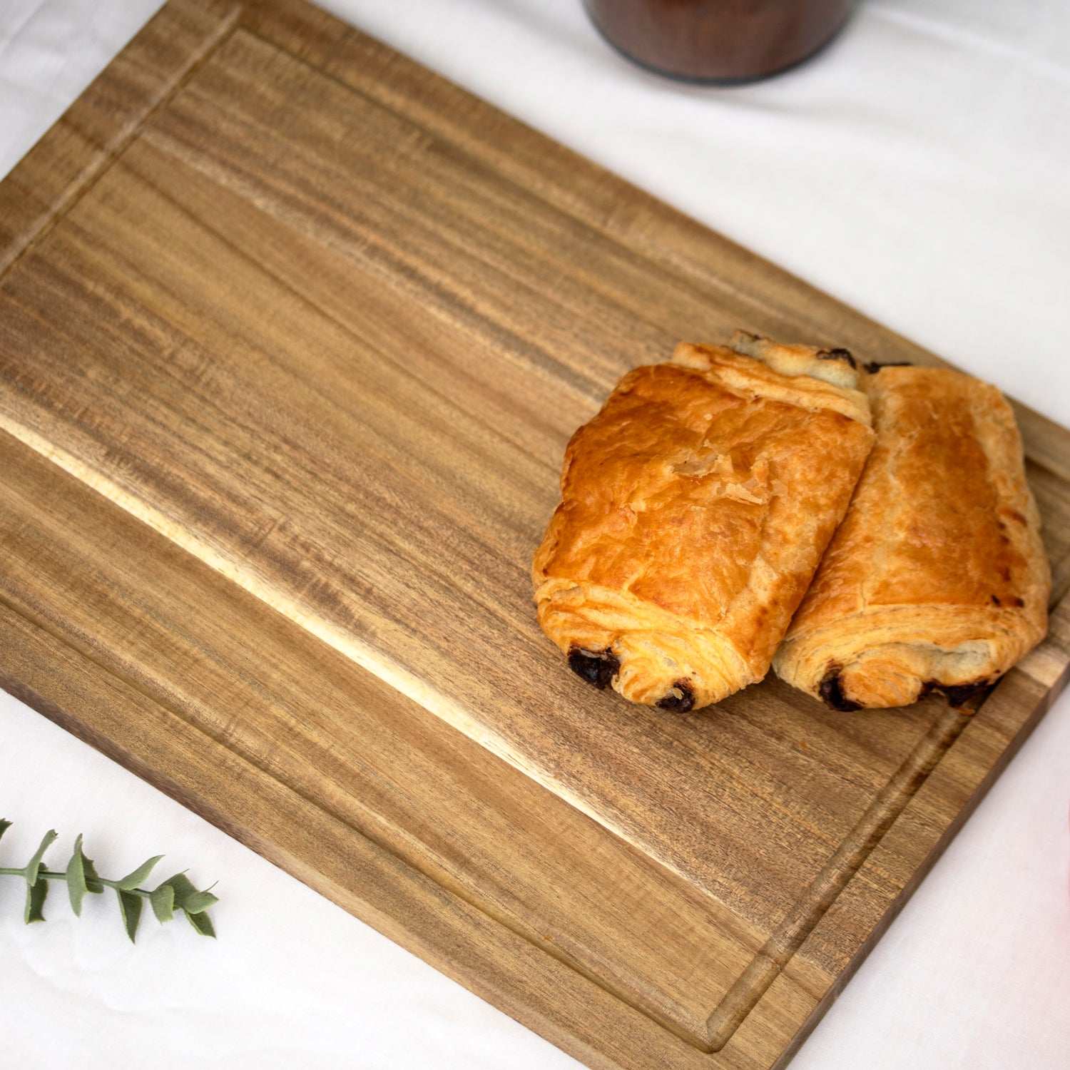 Acacia Wood Chopping Board With Groove