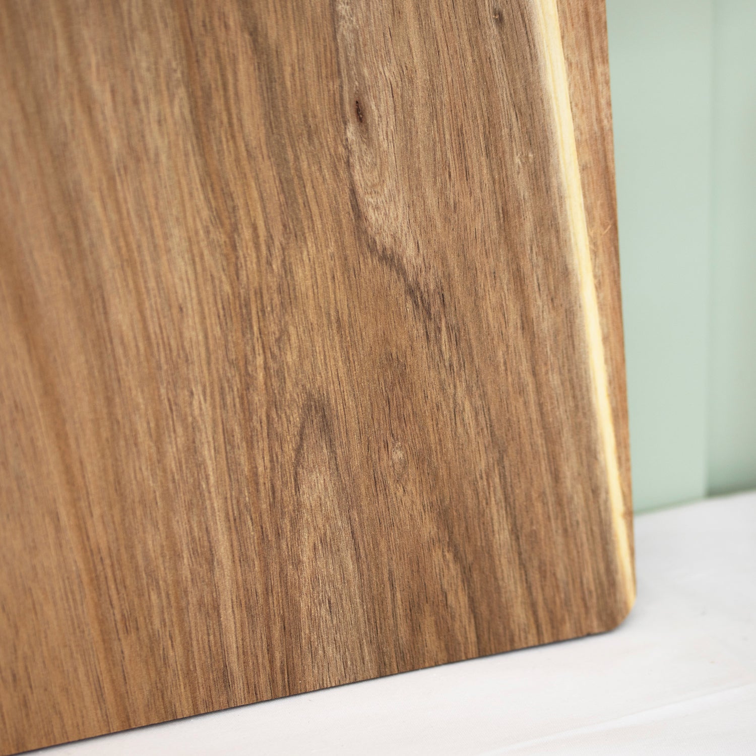 Acacia Wood Chopping Board With Handle Large