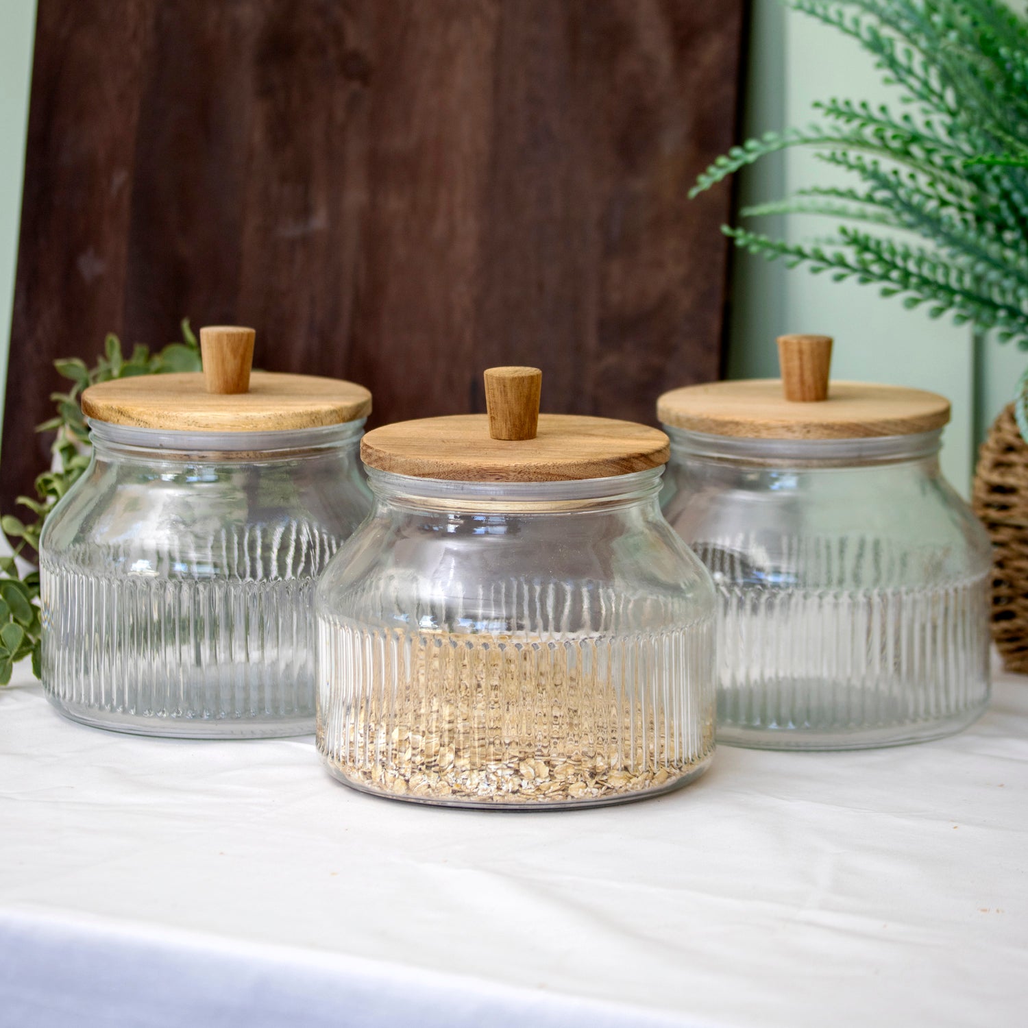 Ribbed Glass Storage Jar With Acacia Wood Lid 1.7L