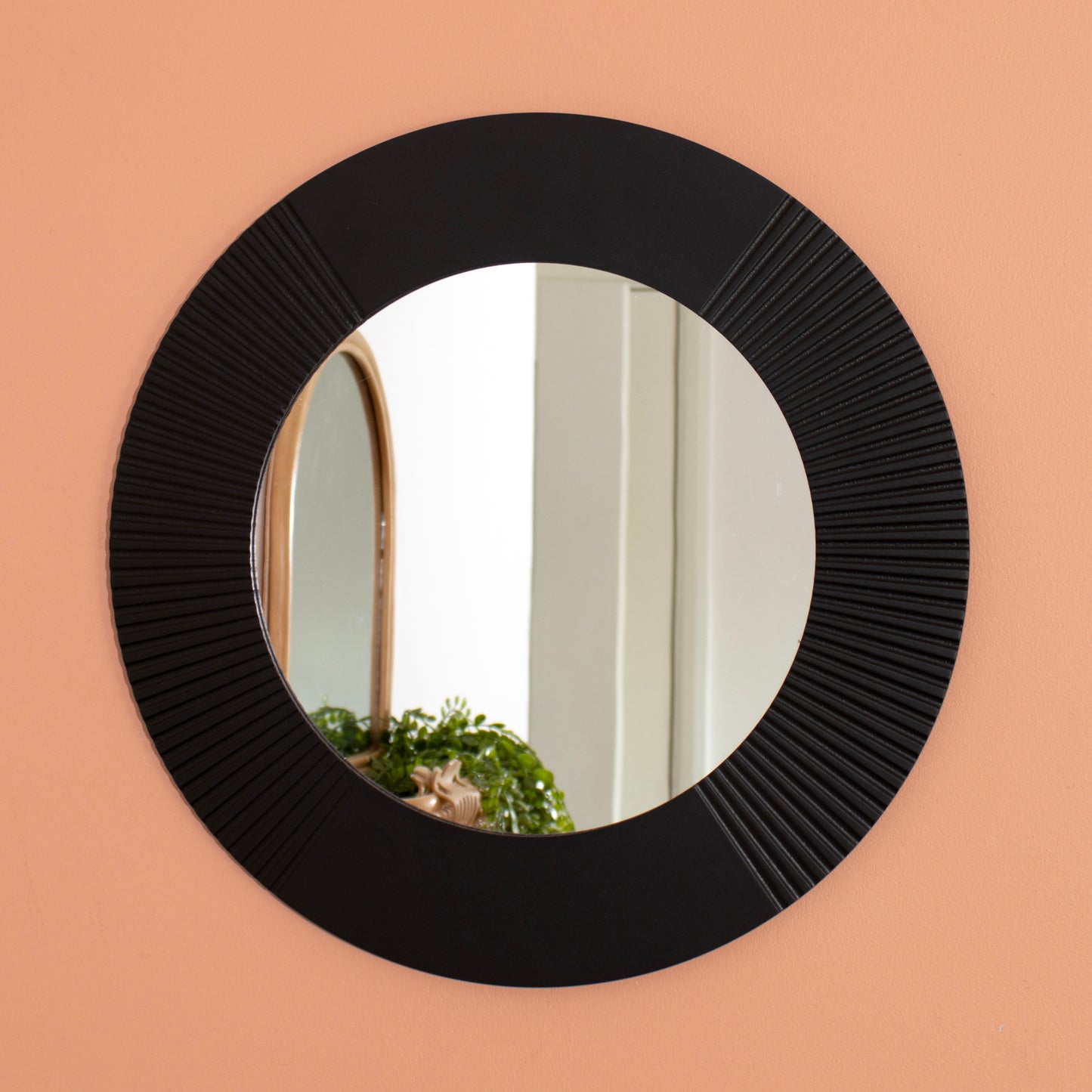 Black Round Ribbed Edge Wall Mirror