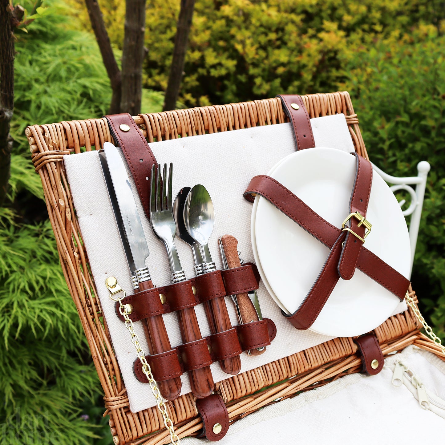 2 Person Fitted White Wicker Picnic Basket