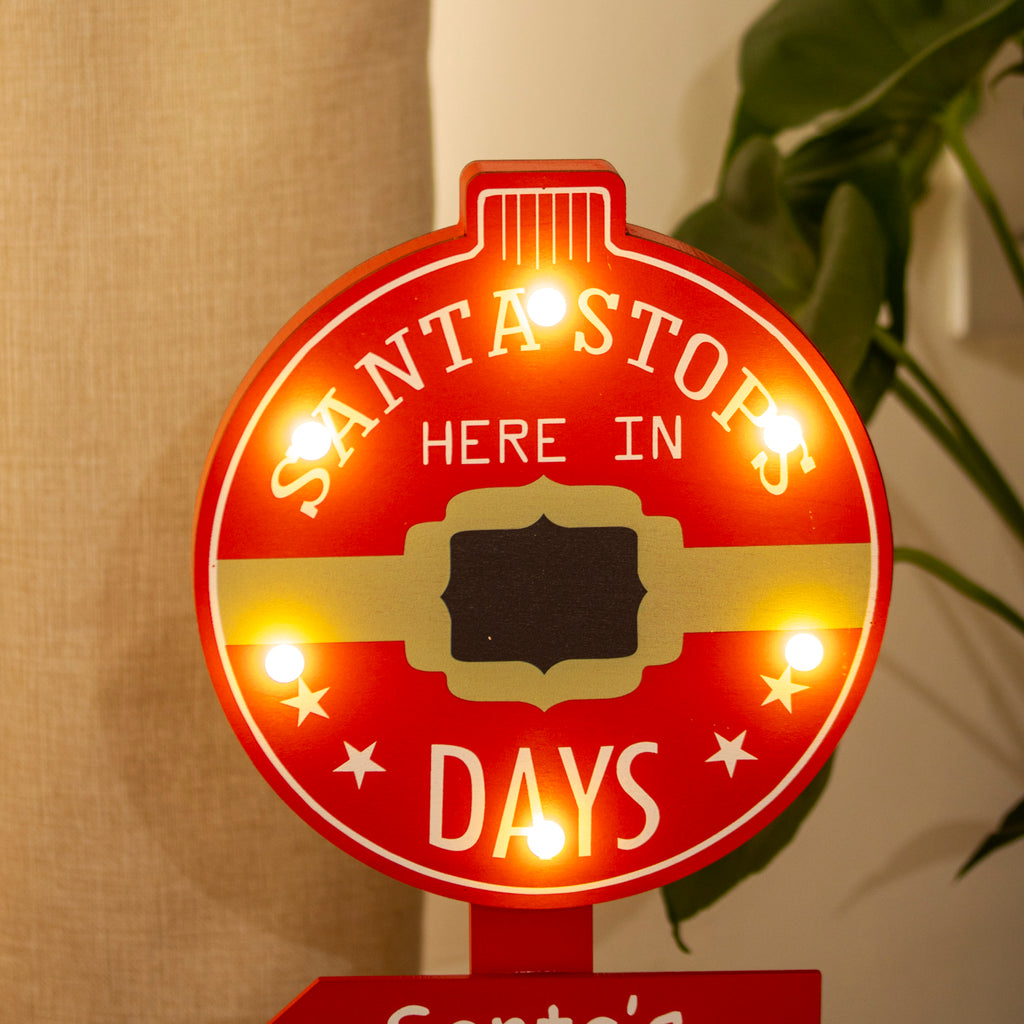 Christmas Countdown Signpost Tabletop Decoration