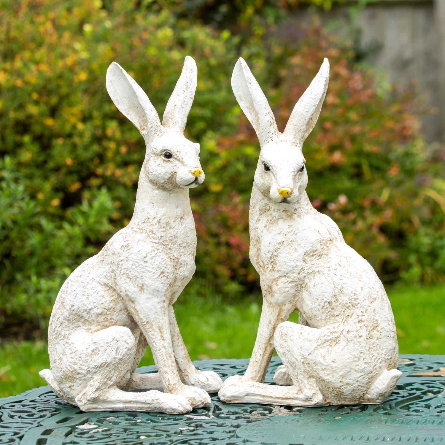Bronze-Gartenhasen-Ornamente, 2er-Set
