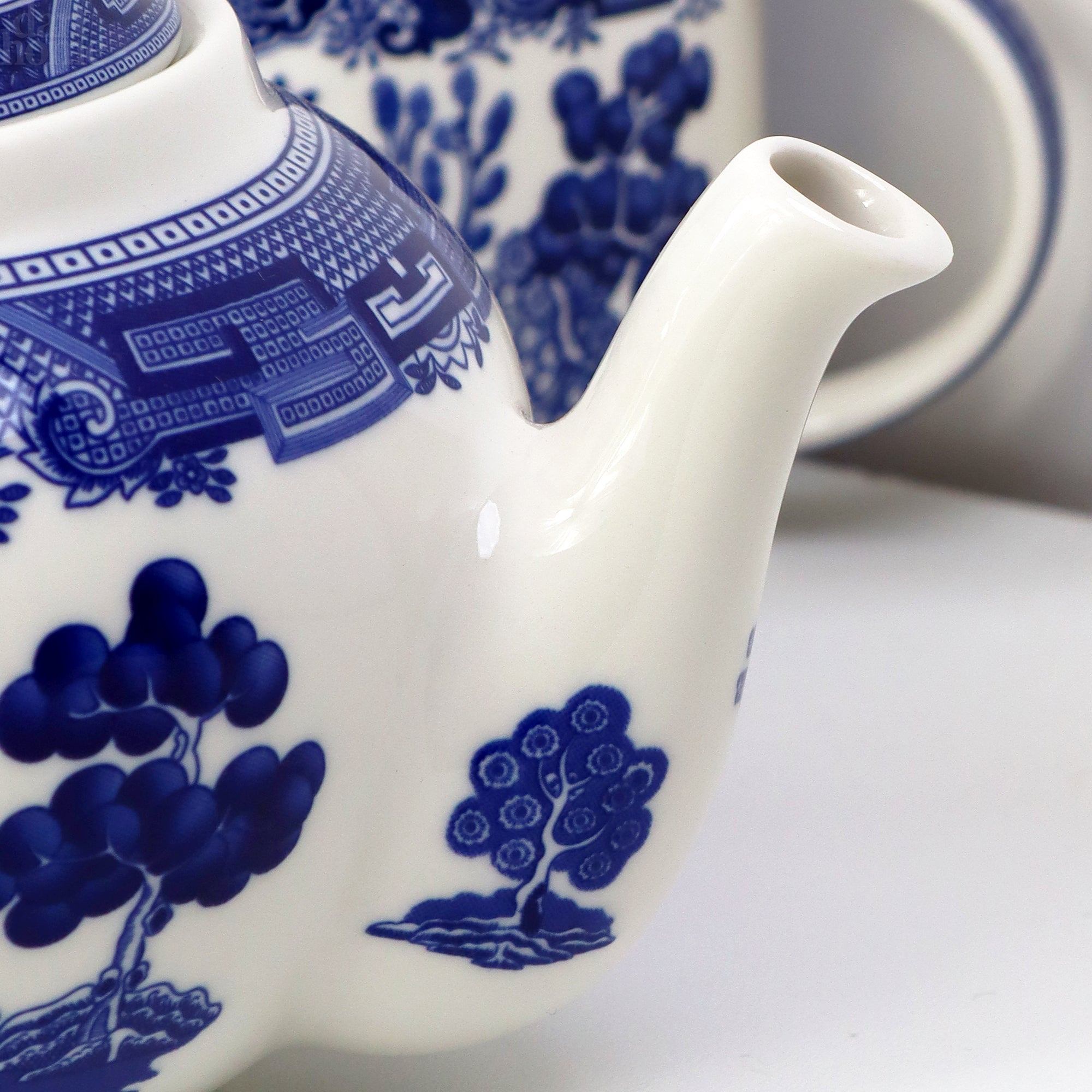 Blue Willow Tea Pot