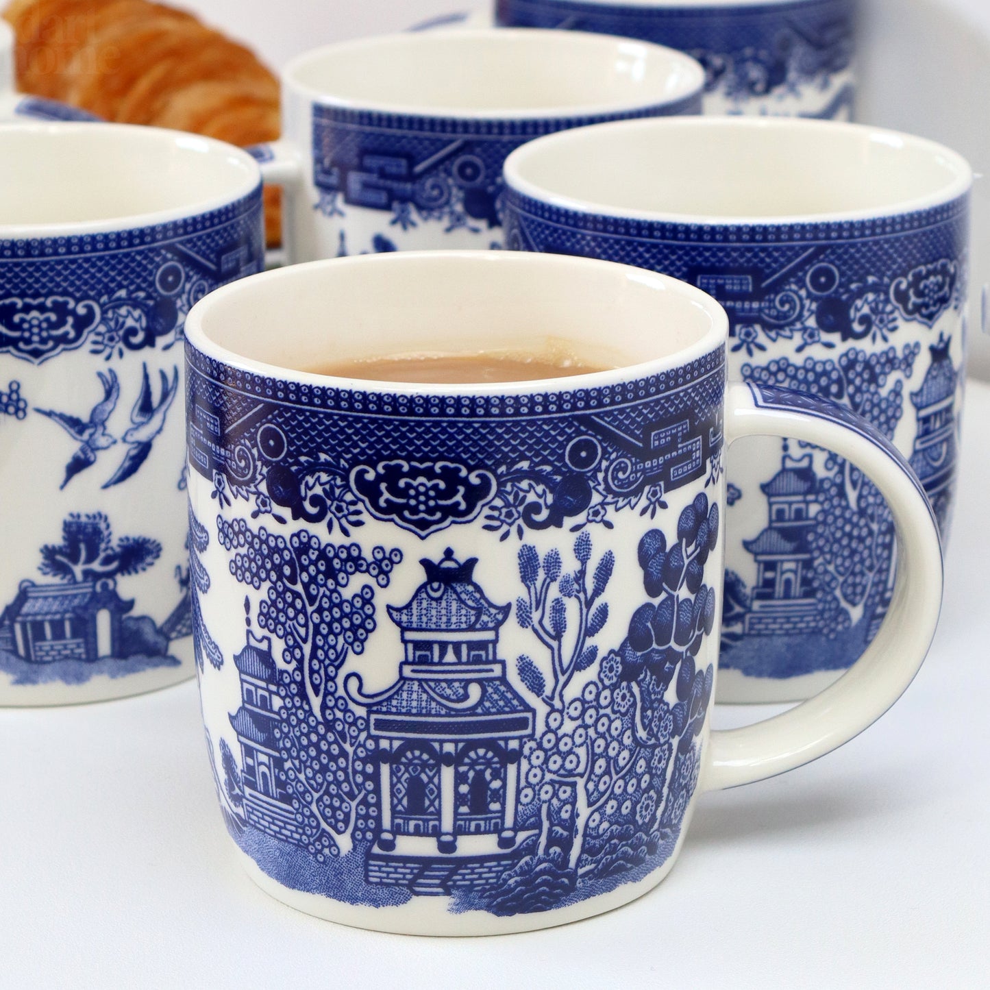 Set Of 6 Blue Willow Mugs