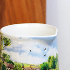 Feiner Porzellan-Landkrug mit Hirschmotiv