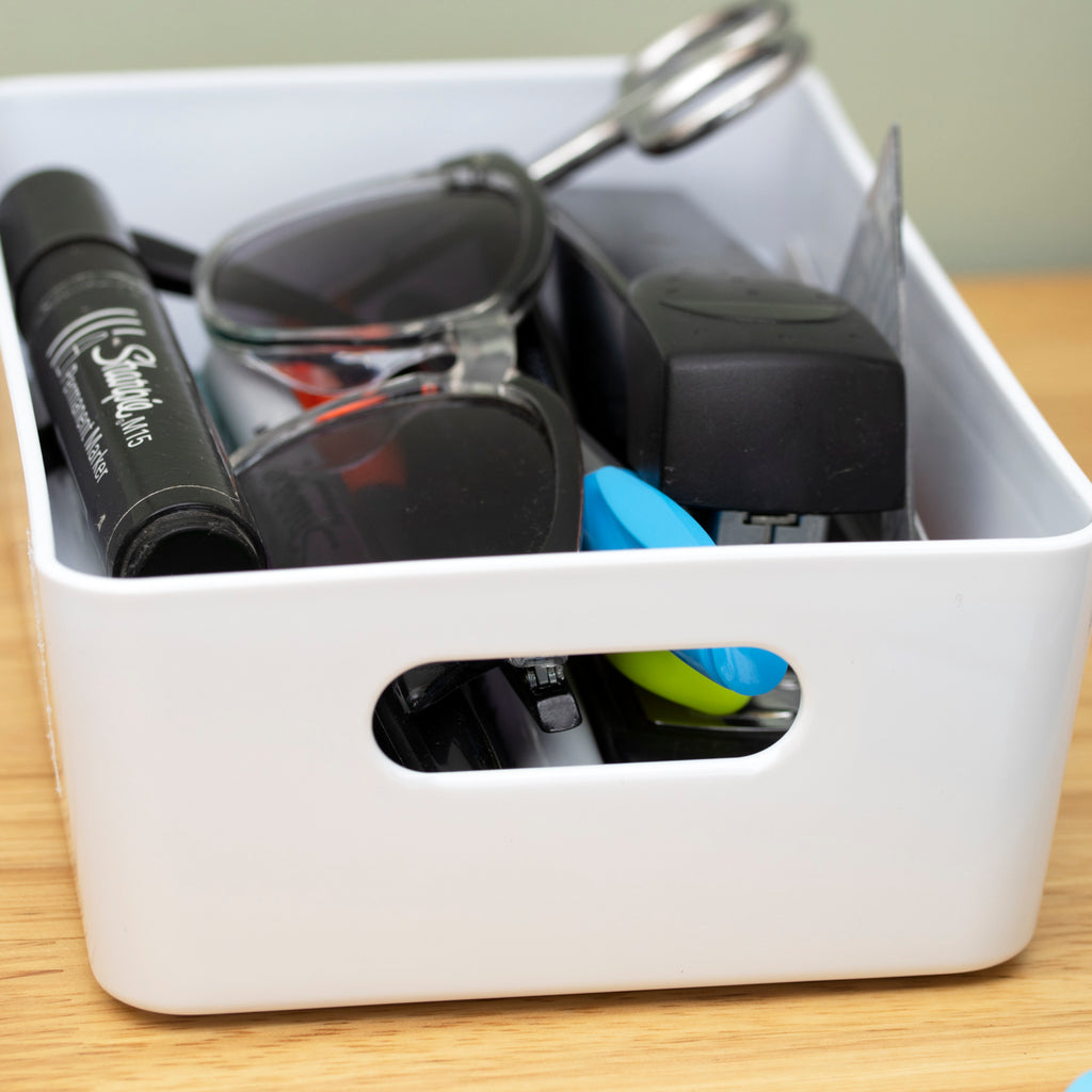 Set Of 4 Glossy White Slim Rectangle Studio Baskets