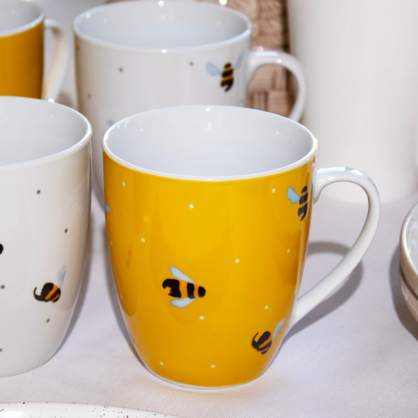 Set of 4 Sweet Bee Mugs