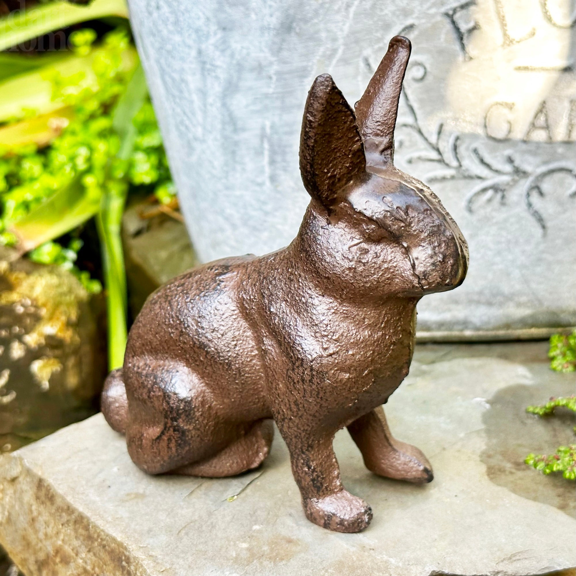 Darthome Miniature Cast Iron Rabbit Figurine – Darthome Limited