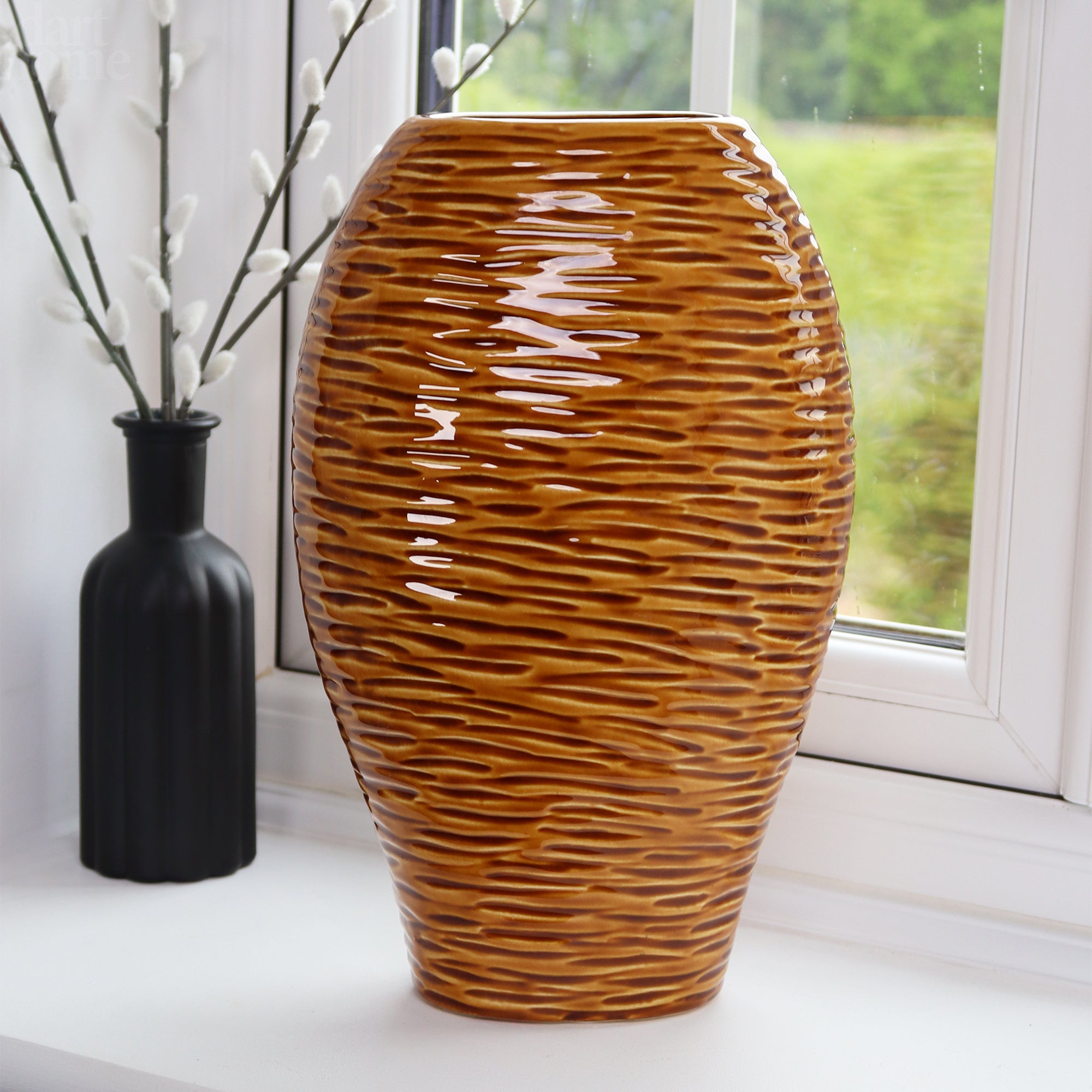 Goldene Bienenvase aus Keramik