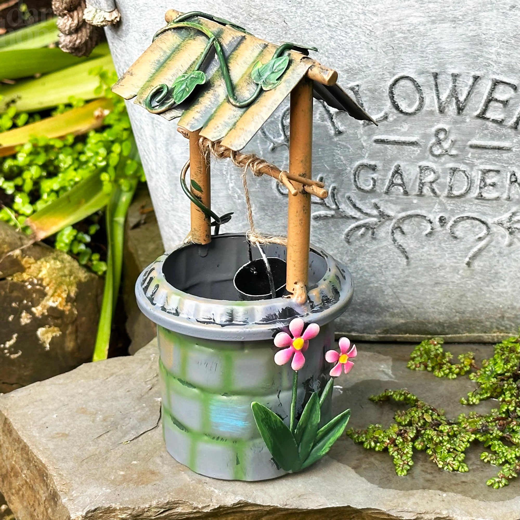 Mini Fairy Garden Wishing Well Ornament