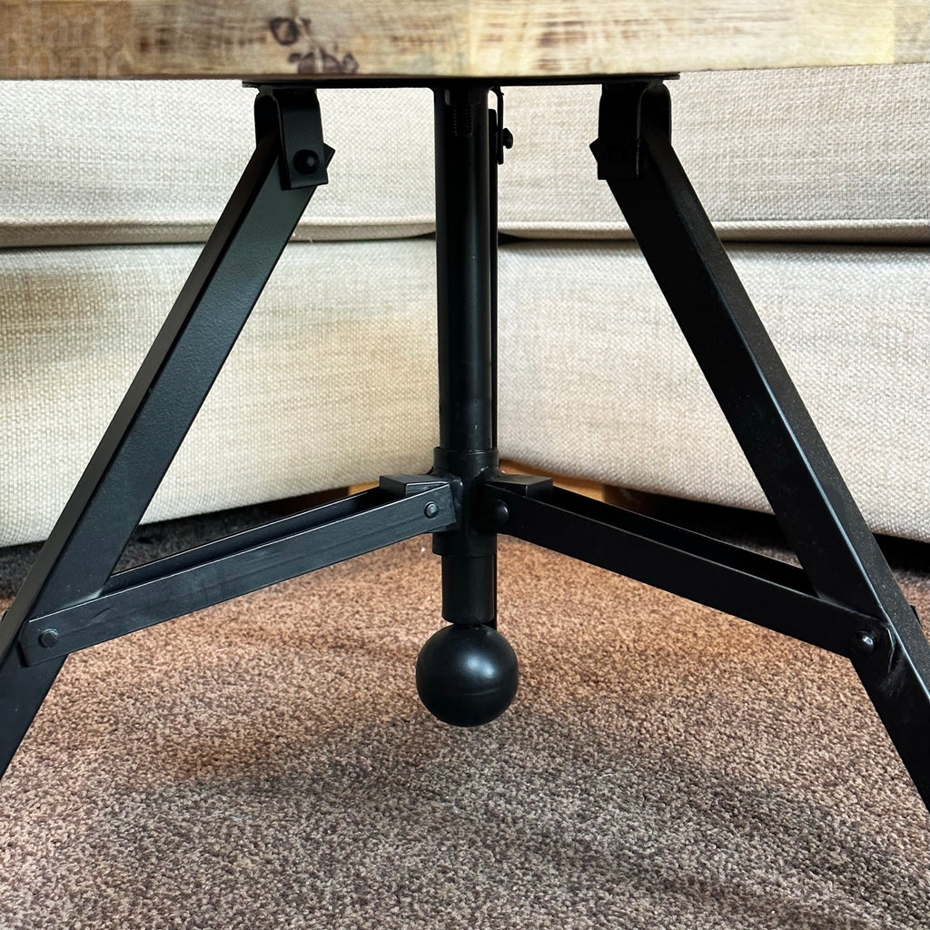 Couchtisch aus Mangoholz