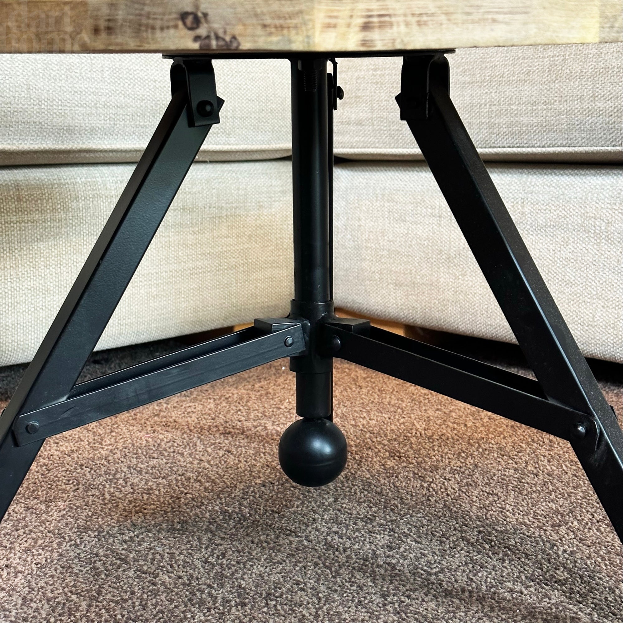 Couchtisch aus Mangoholz